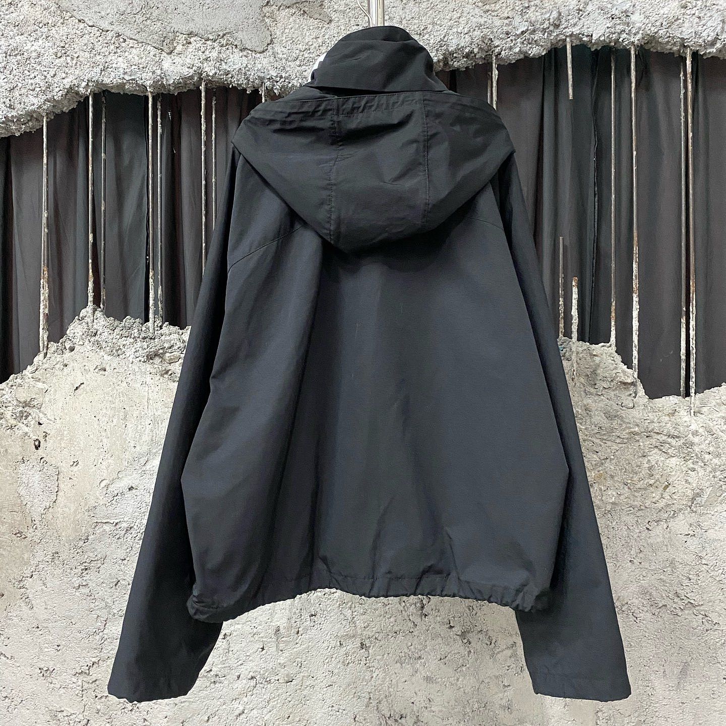 Bottega Veneta Bottega Veneta Hooded Light Jacket Size L Size US L / EU 52-54 / 3 - 2 Thumbnail