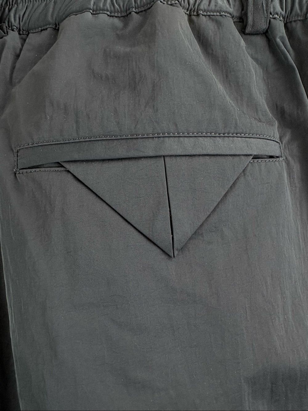 Bottega Veneta Bottega Veneta Elastic Waist Casual Pants Size L Size US 34 / EU 50 - 5 Thumbnail