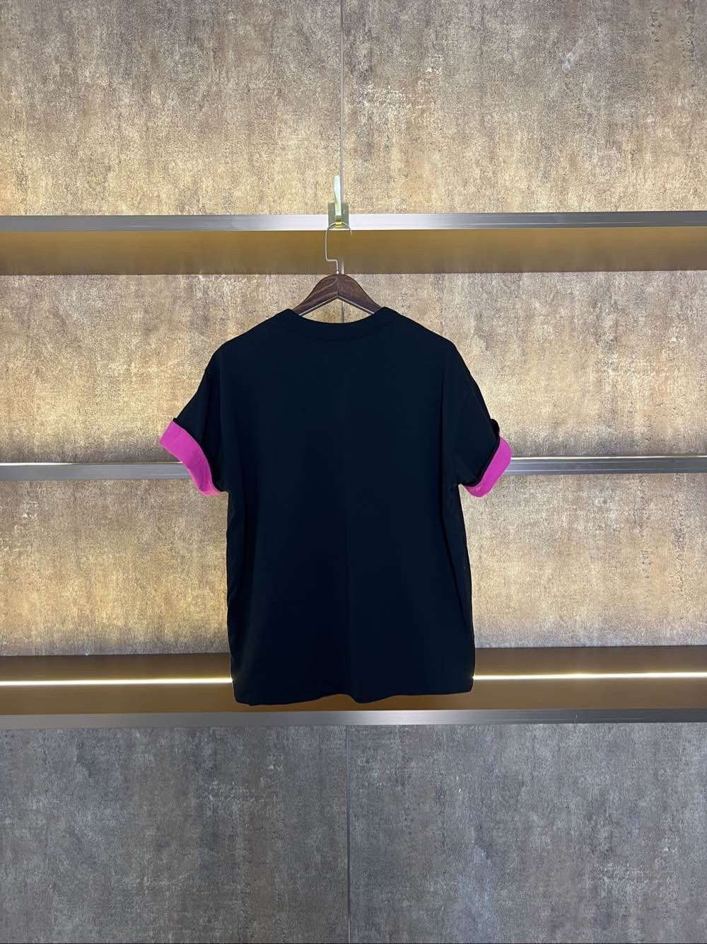 Bottega Veneta Bottega Veneta Contrast Cuff T-Shirt Size L Size US L / EU 52-54 / 3 - 2 Thumbnail