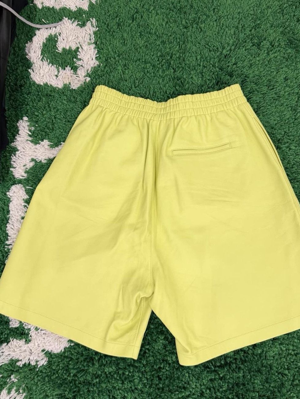 Bottega Veneta Bottega Veneta Salon 01 Lambskin Shorts Size 32 Size US 32 / EU 48 - 2 Thumbnail