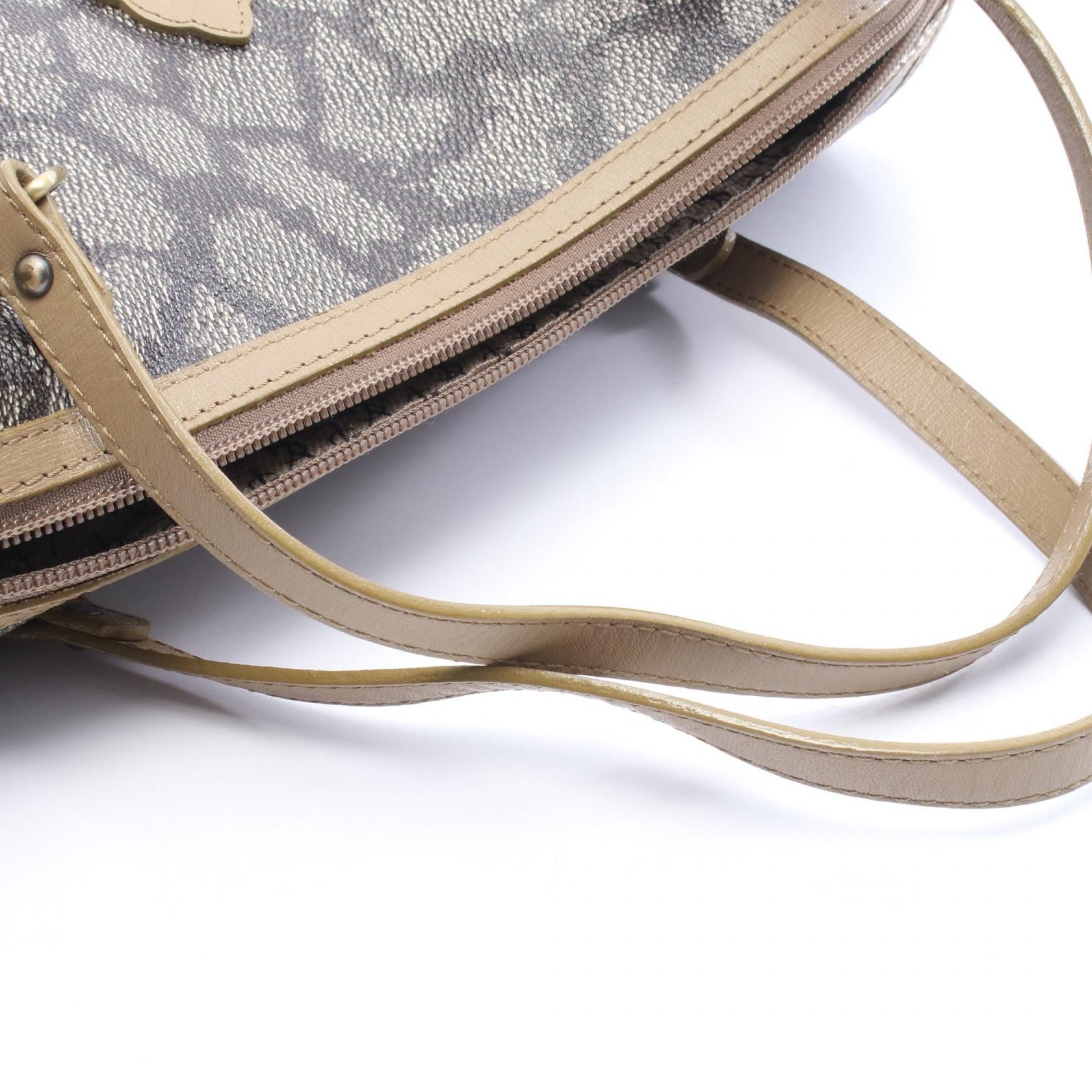 Yves Saint Laurent Yves Saint Laurent Yves Saint Laurent Leopard PVC Coated Canvas Handbag Leather Handbag DUTY FREE for USA Size ONE SIZE - 6 Thumbnail