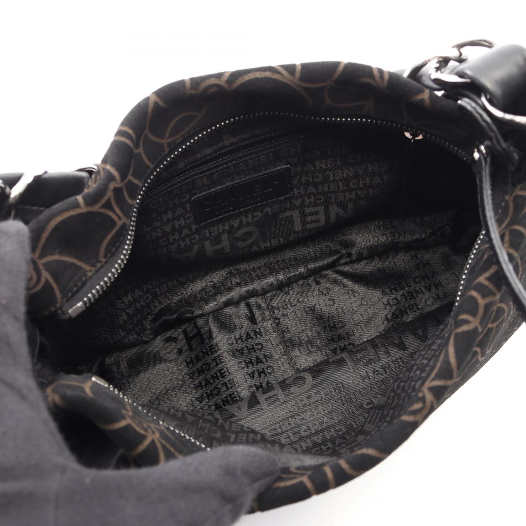 Chanel Chanel Chanel Camelia Leather Handbag Leather Handbag DUTY FREE for USA Size ONE SIZE - 3 Thumbnail