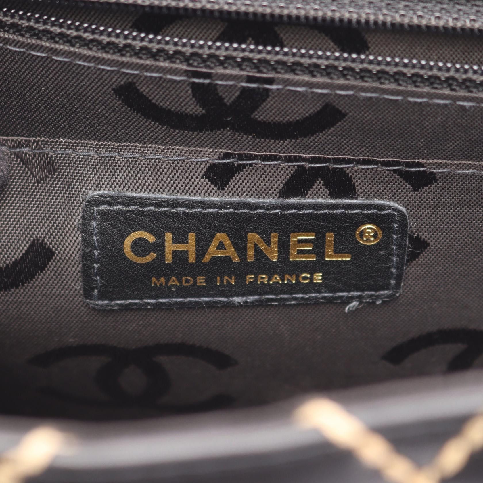 Chanel Chanel Chanel Wild Stitch Leather Handbag Leather Handbag DUTY FREE for USA Size ONE SIZE - 4 Thumbnail