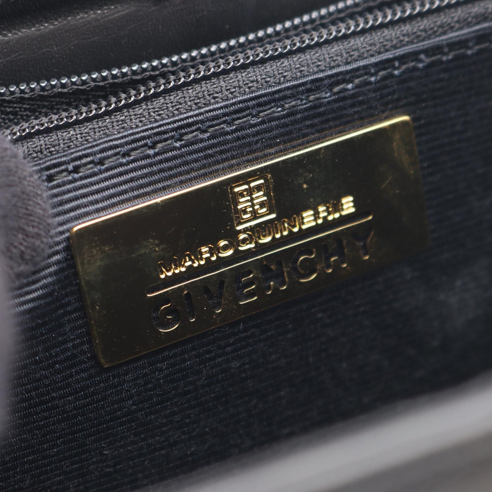 Givenchy Givenchy Givenchy Leather Vanity Bag Leather Handbag DUTY FREE for USA Size ONE SIZE - 4 Thumbnail