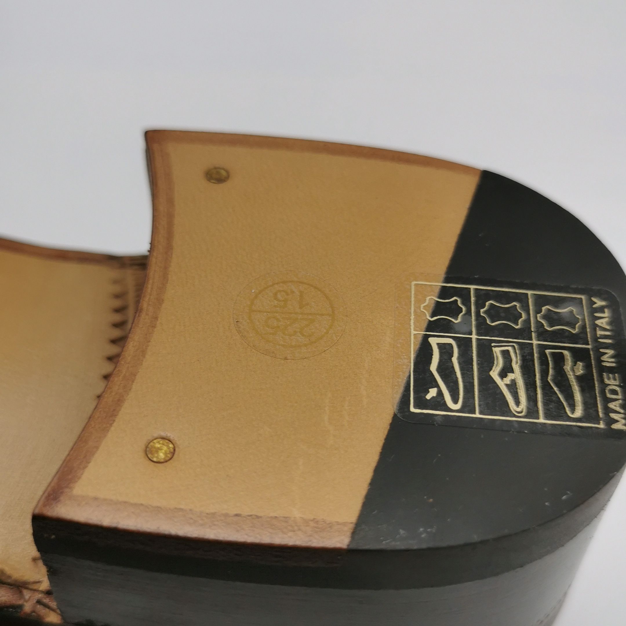 Gucci Gucci Women 5 Flats Size US 5 / IT 35 - 8 Thumbnail