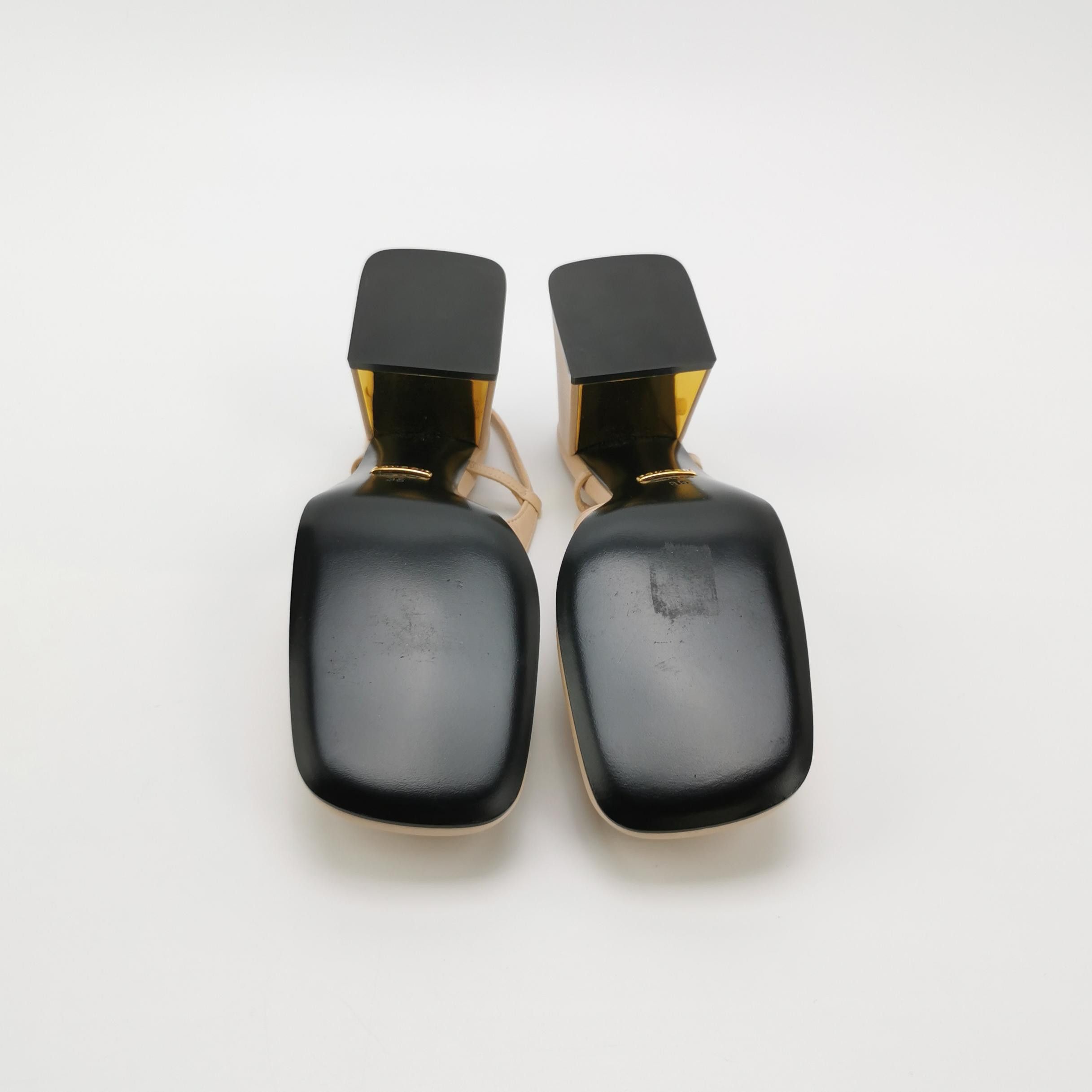 Gucci Gucci Women 5 Heels Size US 5 / IT 35 - 5 Thumbnail