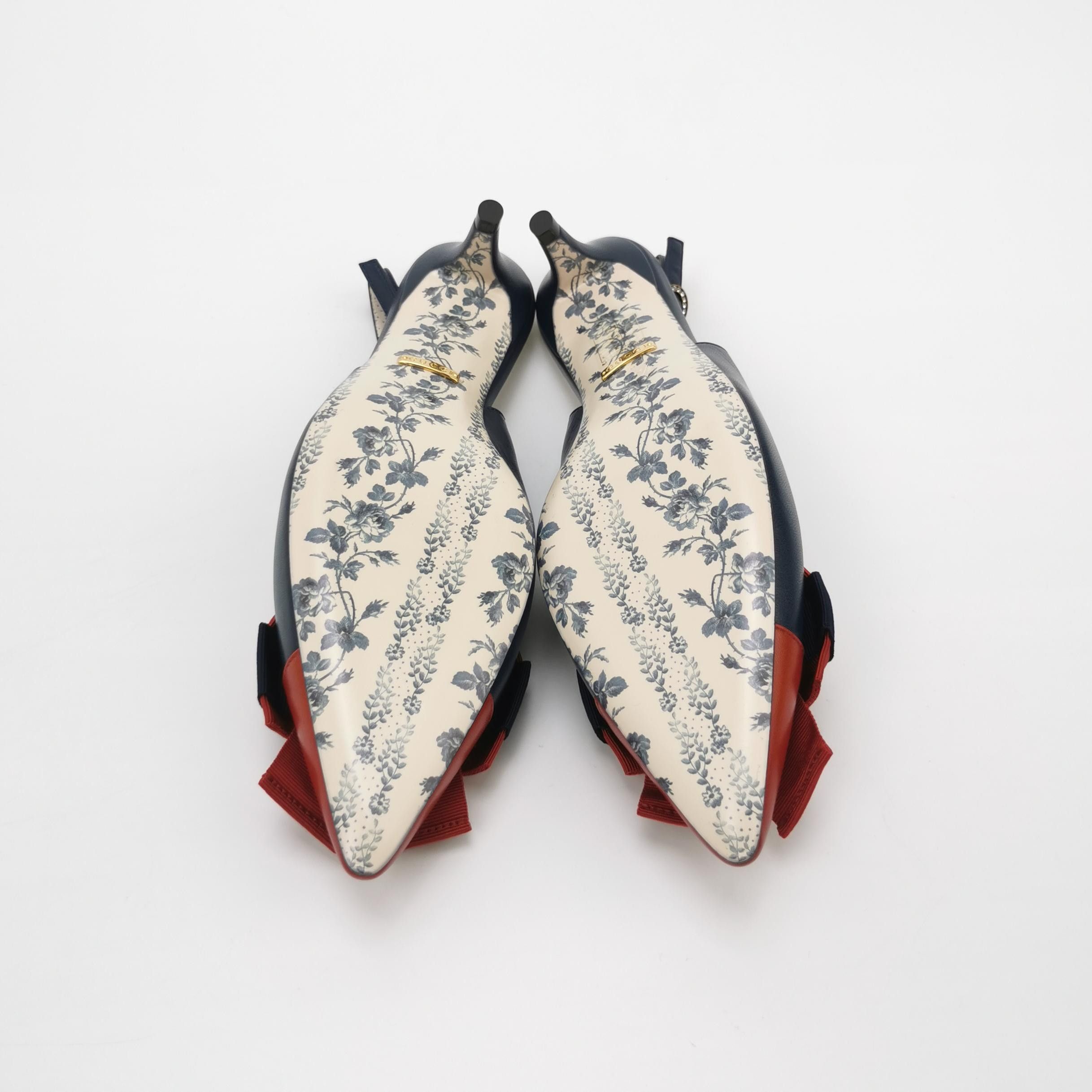 Gucci Gucci Women 7-5 Flats Size US 7.5 / IT 37.5 - 5 Thumbnail