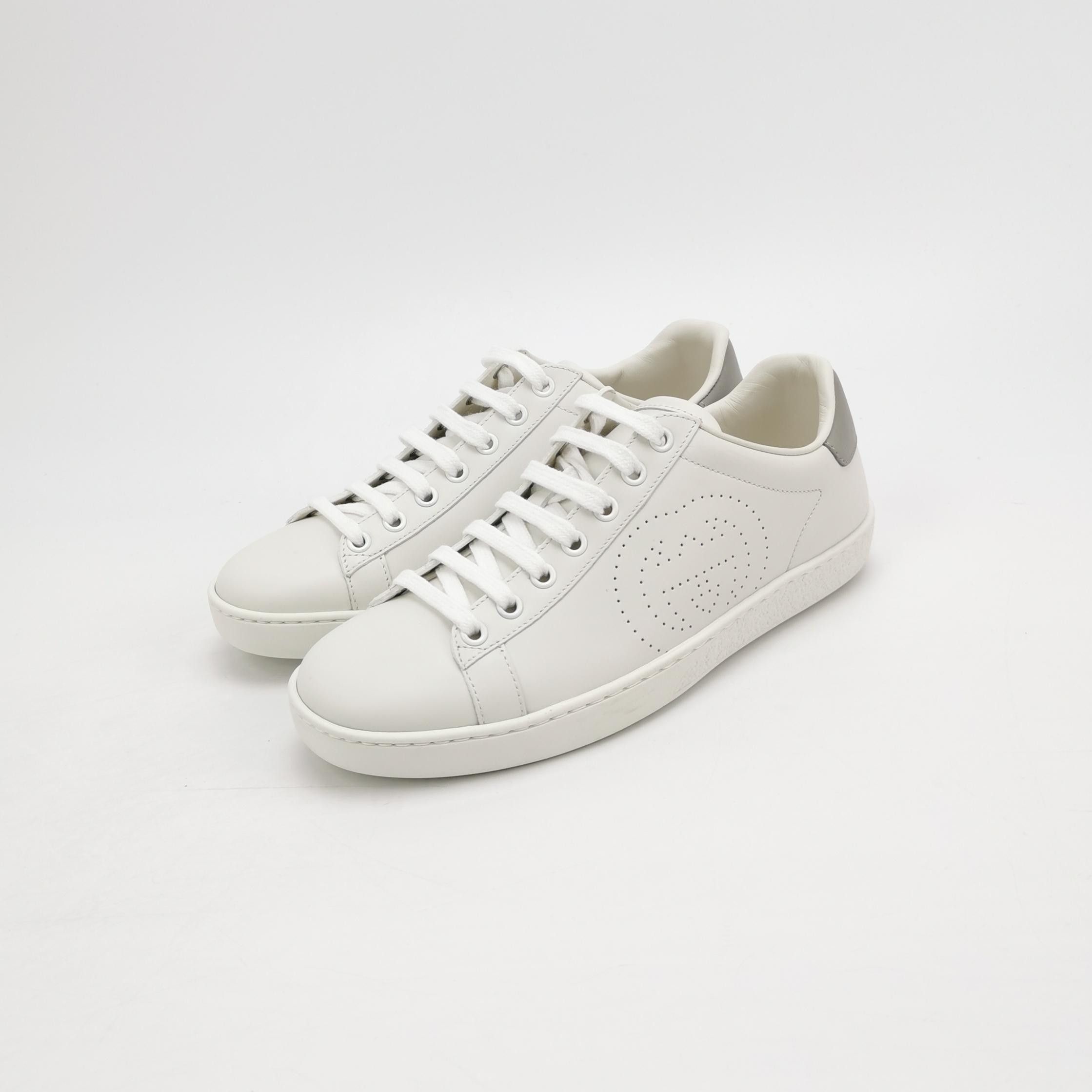 Gucci Gucci Women 7 Lowtop Sneakers Size US 7 / IT 37 - 2 Thumbnail