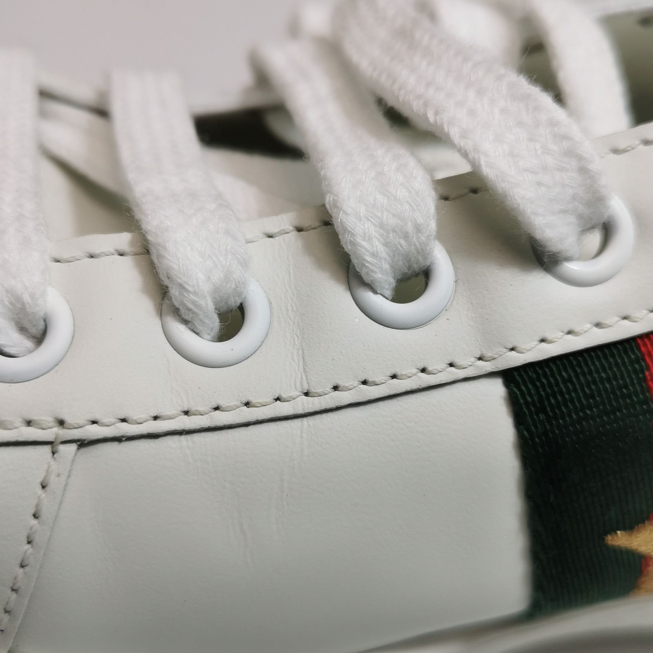 Gucci Gucci Women 7-5 Lowtop Sneakers Size US 7.5 / IT 37.5 - 11 Thumbnail