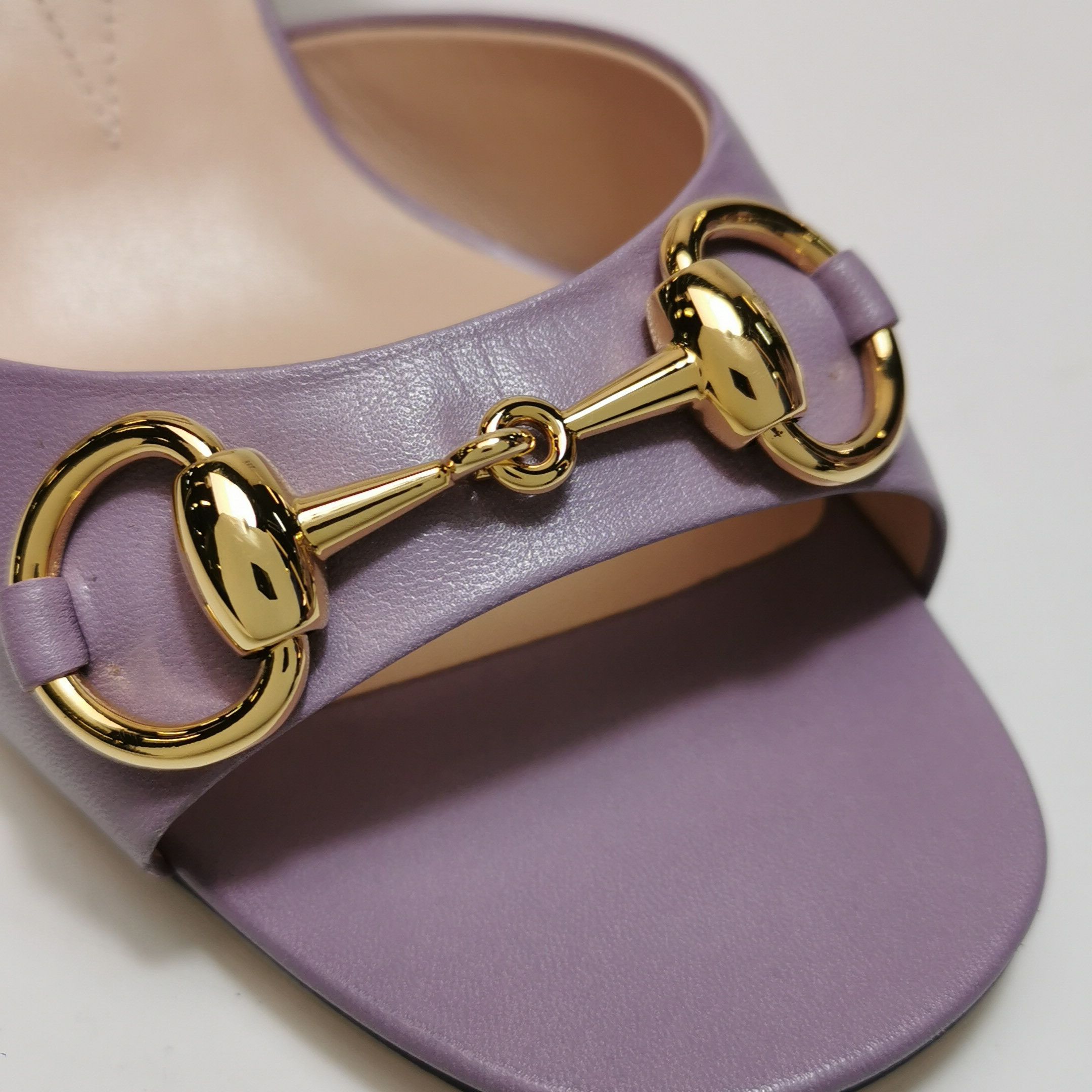 Gucci Gucci Women 5 Sandals Size US 5 / IT 35 - 7 Thumbnail