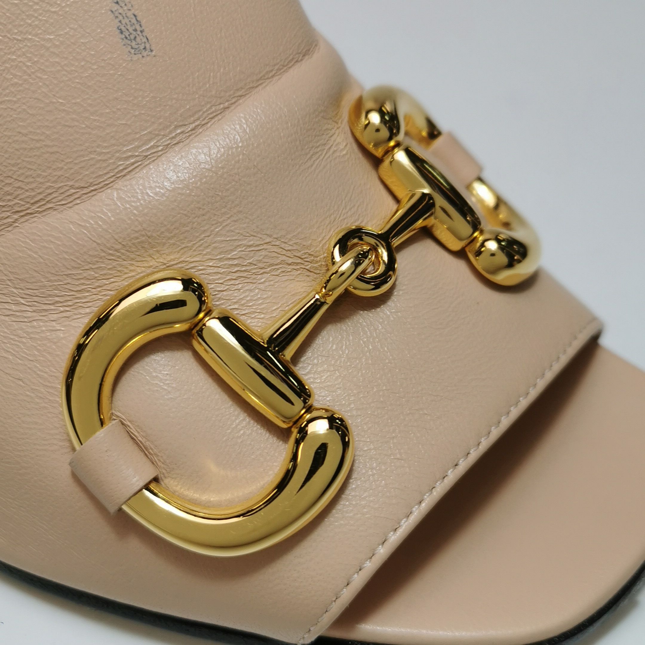 Gucci Gucci Women 6 Sandals Size US 6 / IT 36 - 10 Thumbnail
