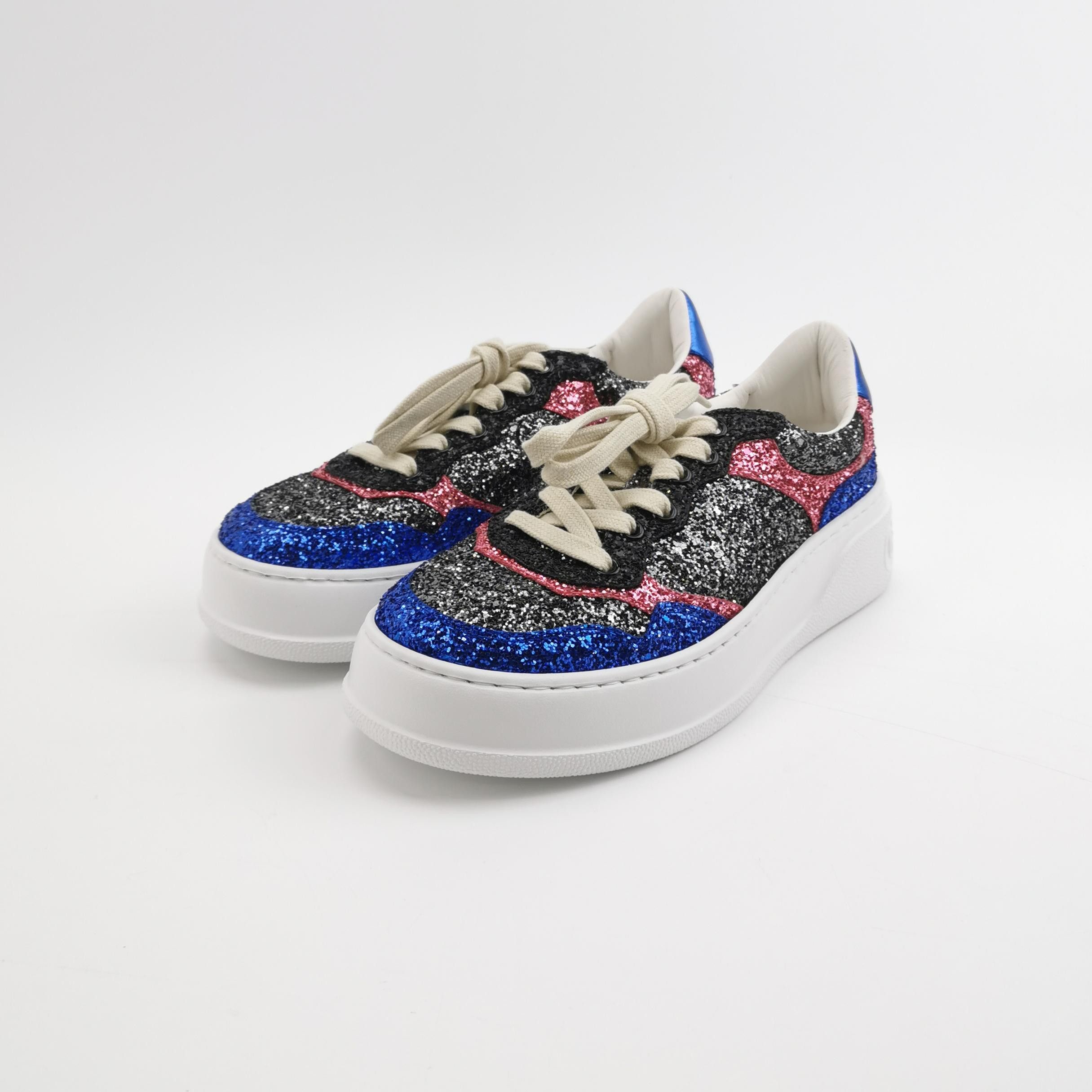 Gucci Gucci Women 7 Lowtop Sneakers Size US 7 / IT 37 - 2 Thumbnail