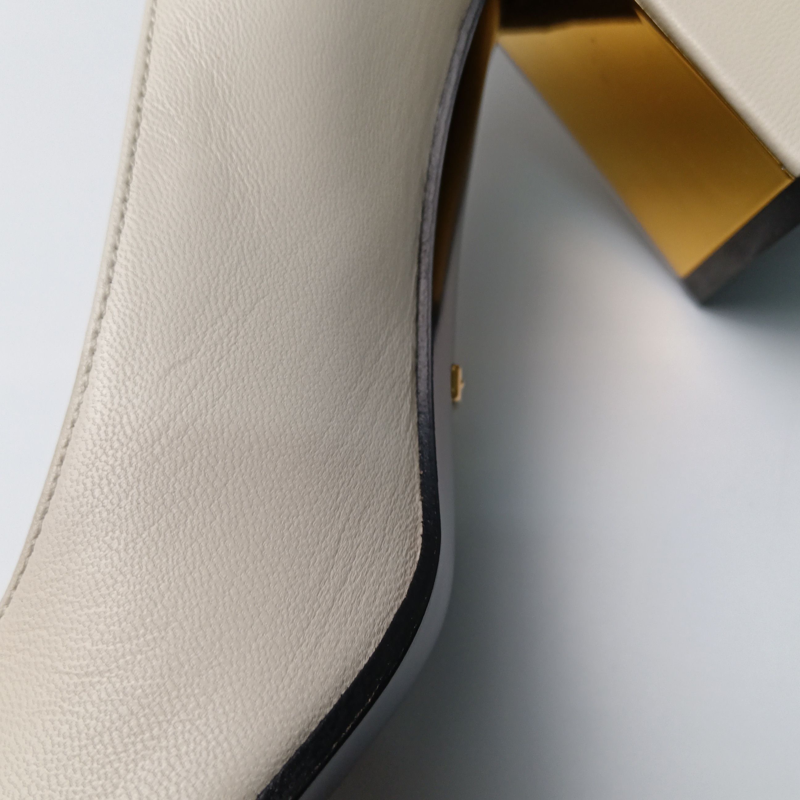 Gucci Gucci Women 10 Heels Size US 10 / IT 40 - 12 Thumbnail