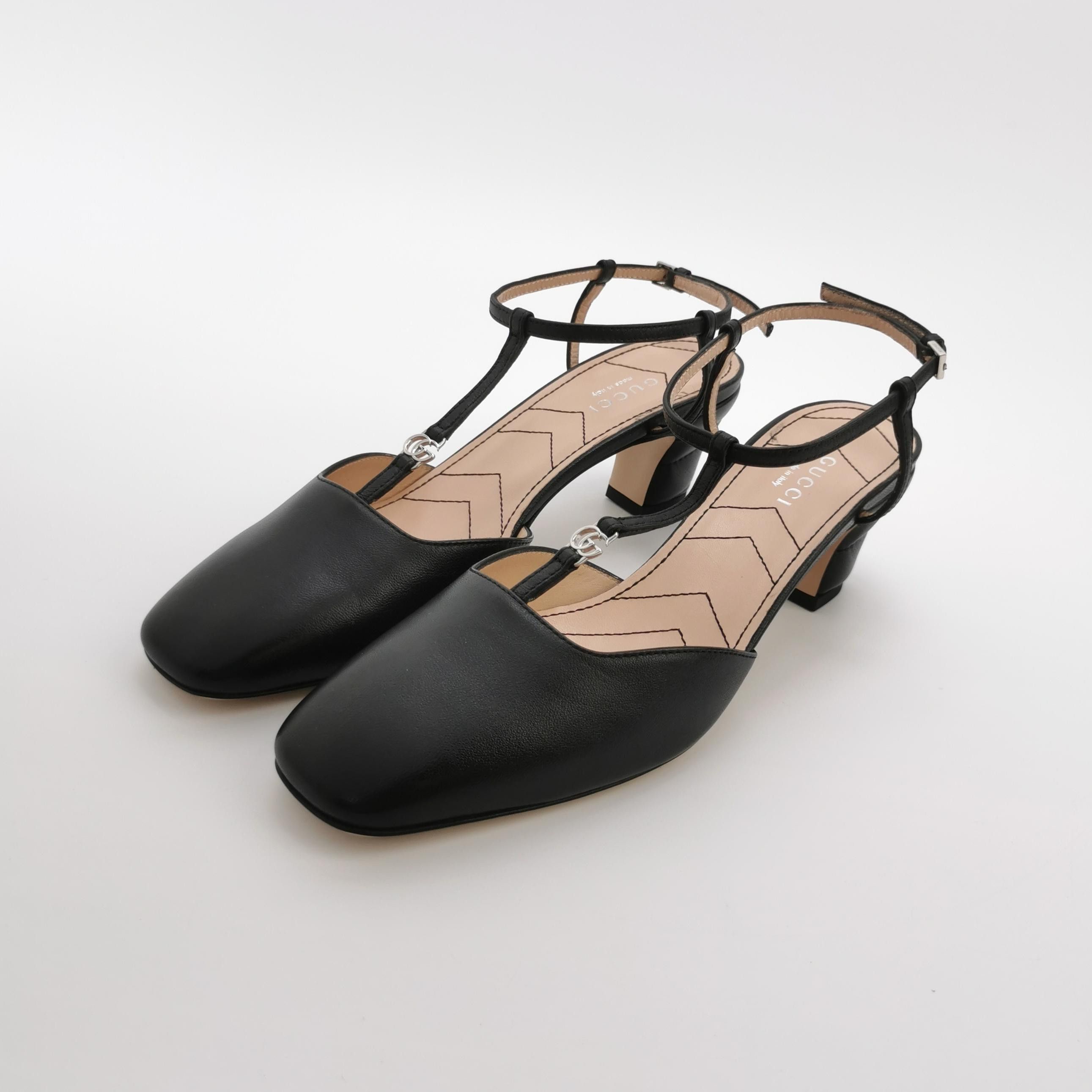 Gucci Gucci Women 6-5 Heels Size US 6.5 / IT 36.5 - 2 Thumbnail