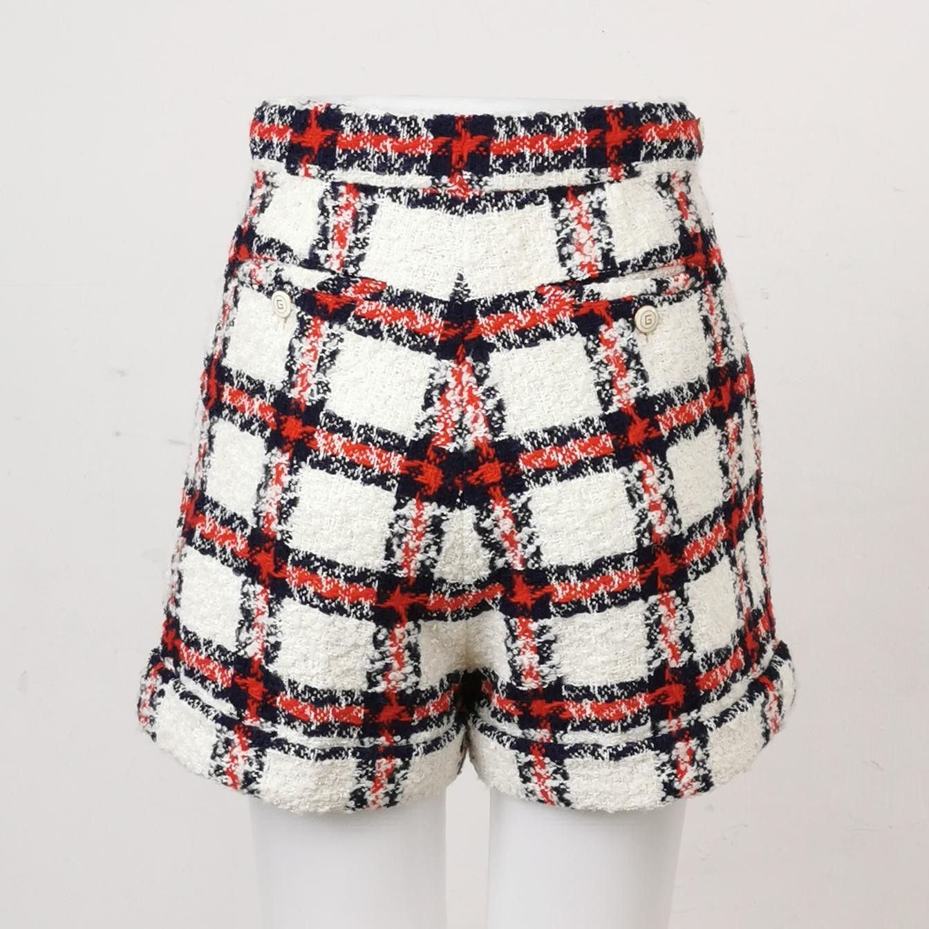 Gucci Gucci Women 36 Shorts Size 36" / US 14 / IT 50 - 2 Thumbnail