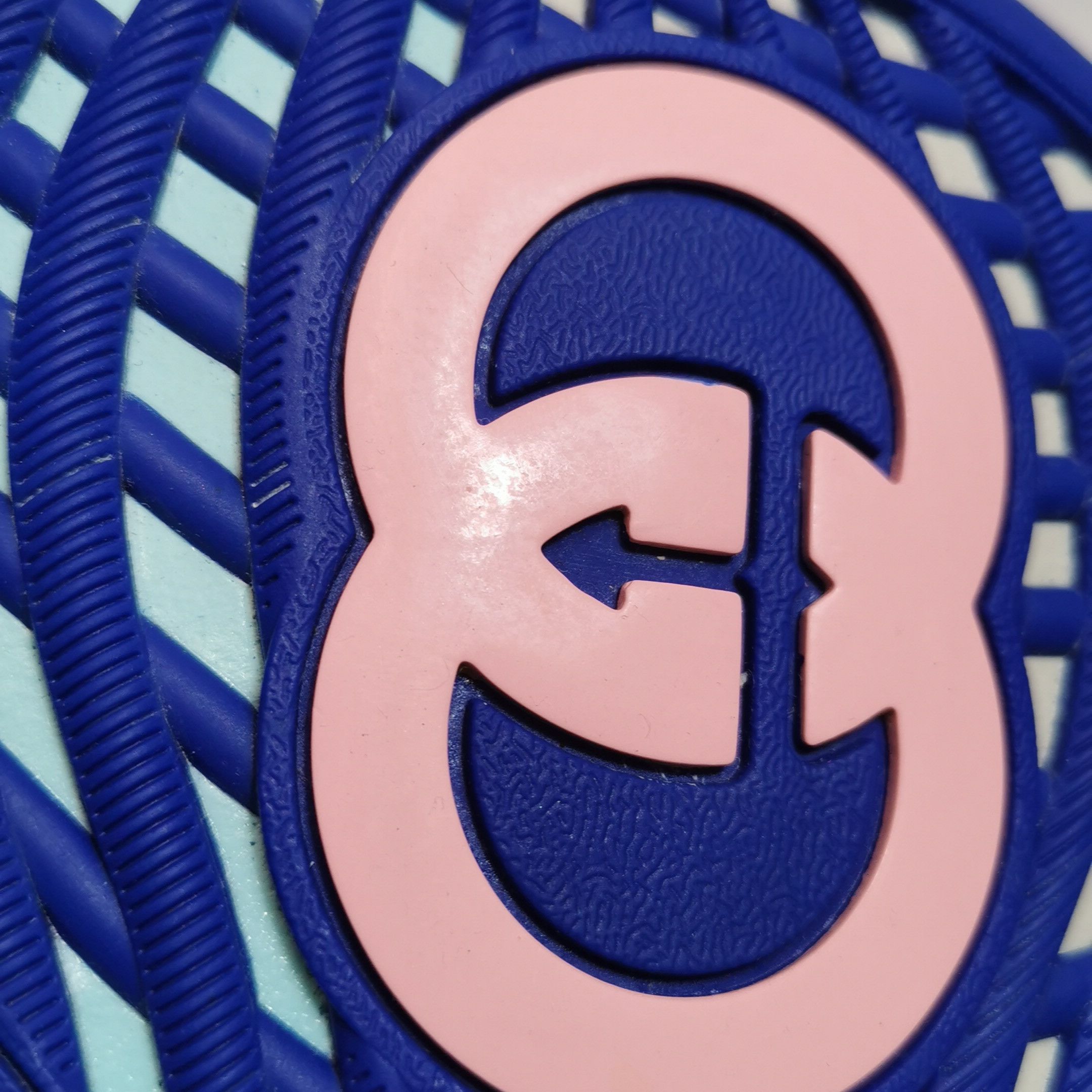 Gucci Gucci Women 9 Lowtop Sneakers Size US 9 / IT 39 - 7 Thumbnail