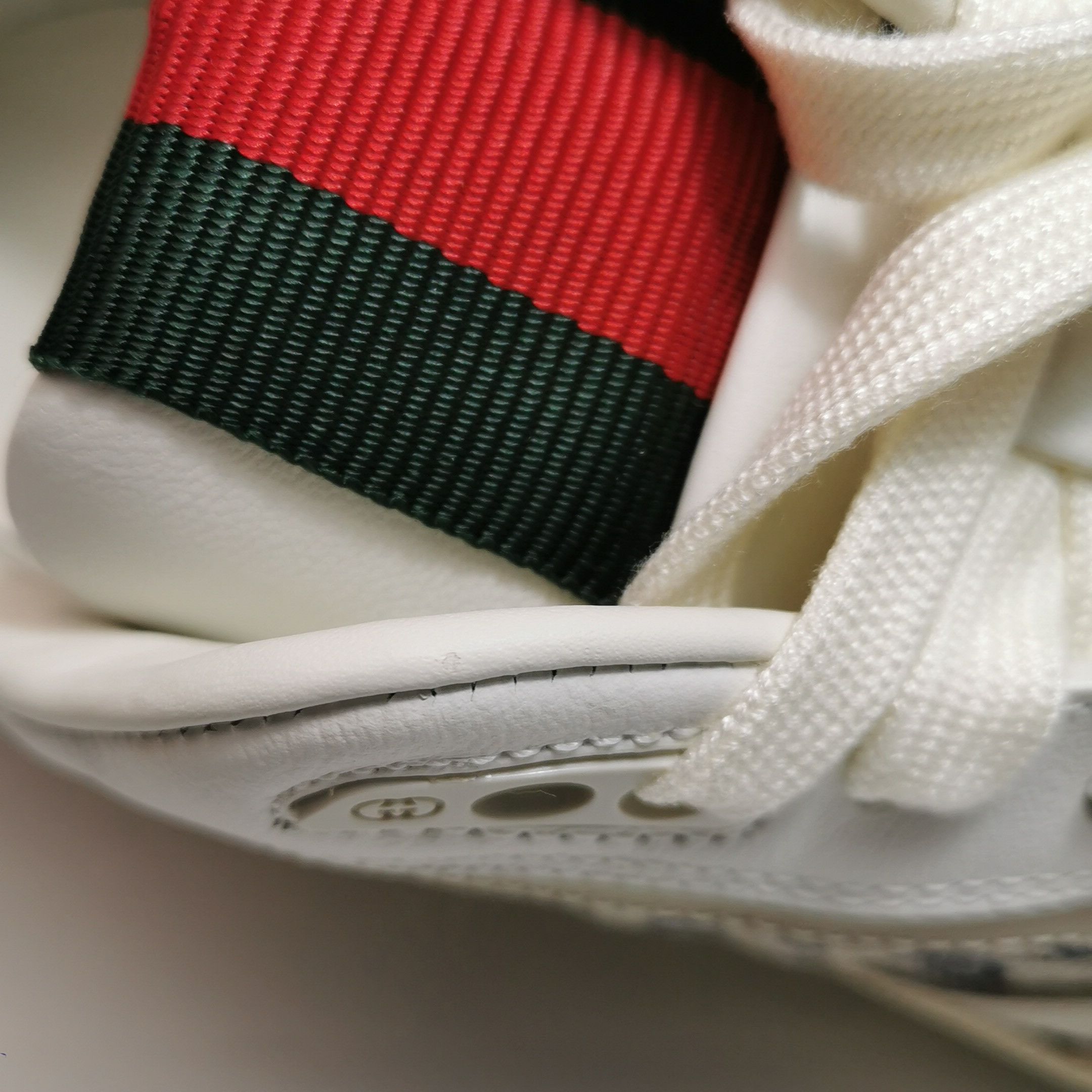 Gucci Gucci Women 6-5 Lowtop Sneakers Size US 6.5 / IT 36.5 - 7 Thumbnail
