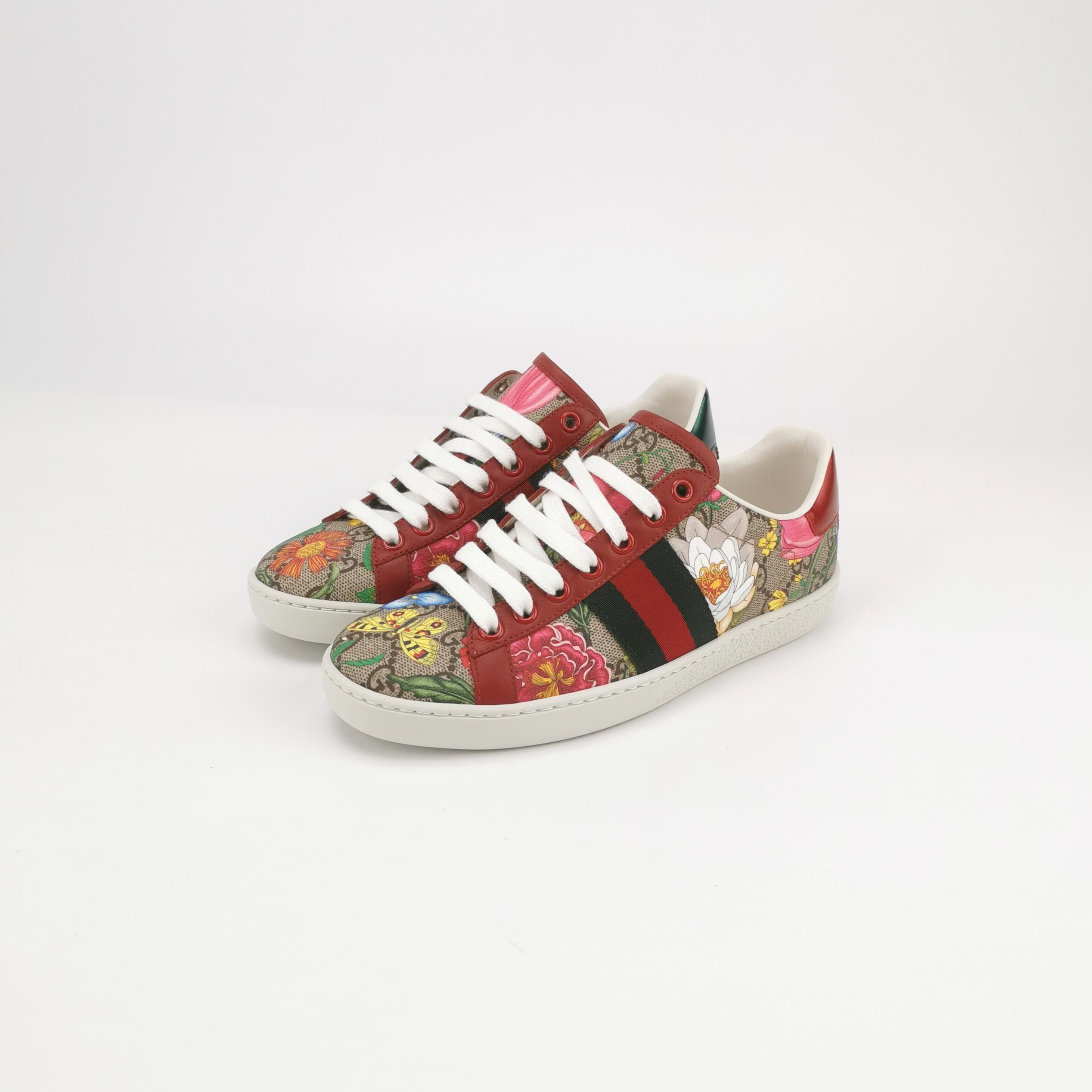 Gucci Gucci Women 5 Lowtop Sneakers Size US 5 / IT 35 - 2 Thumbnail