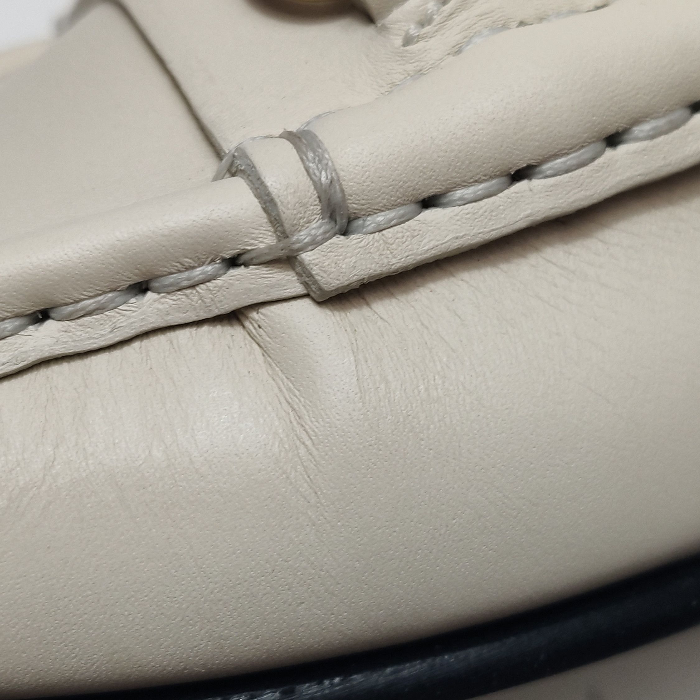 Gucci Gucci Women 5-5 Flats Size US 5.5 / IT 35.5 - 11 Thumbnail