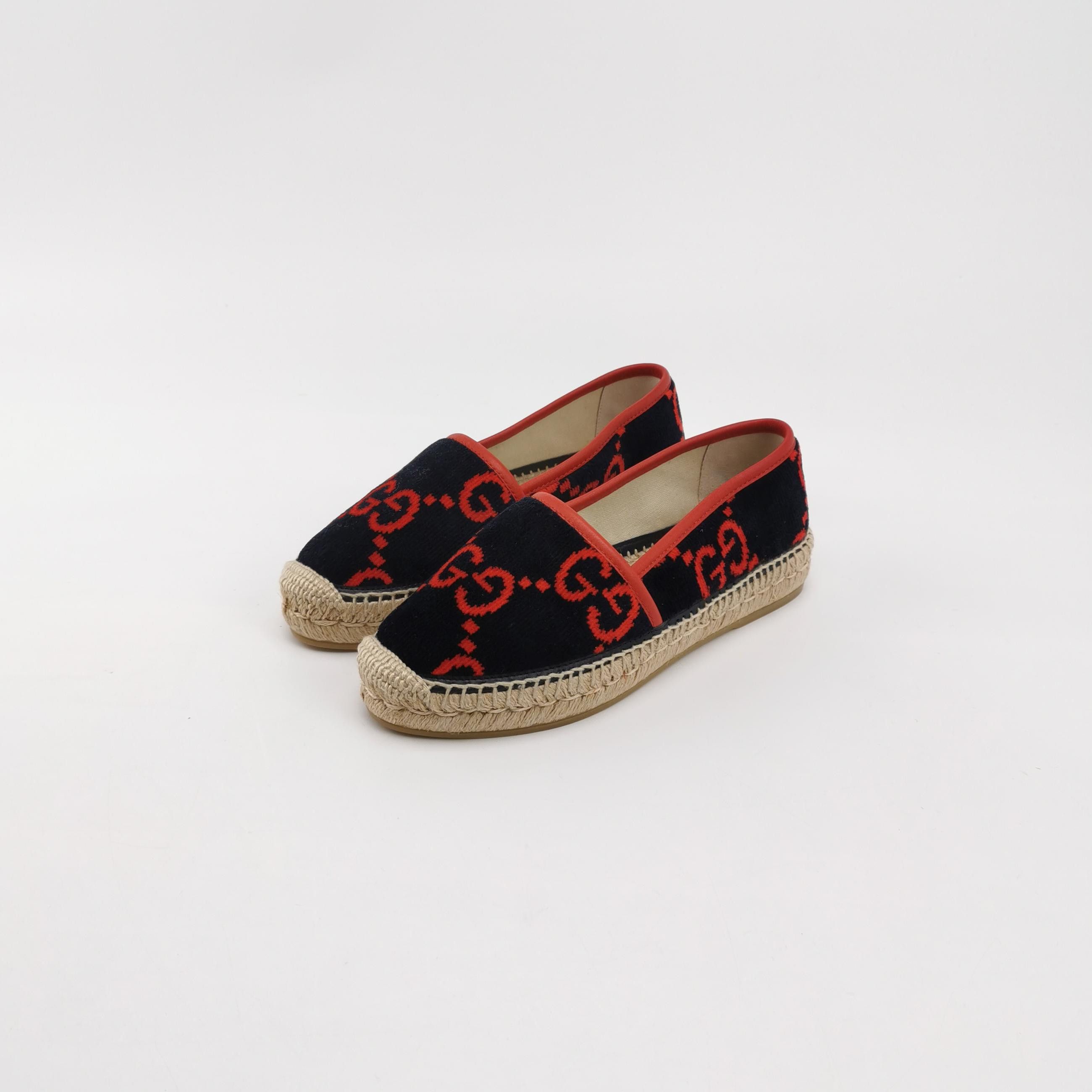 Gucci Gucci Women 5-5 Flats Size US 5.5 / IT 35.5 - 2 Thumbnail