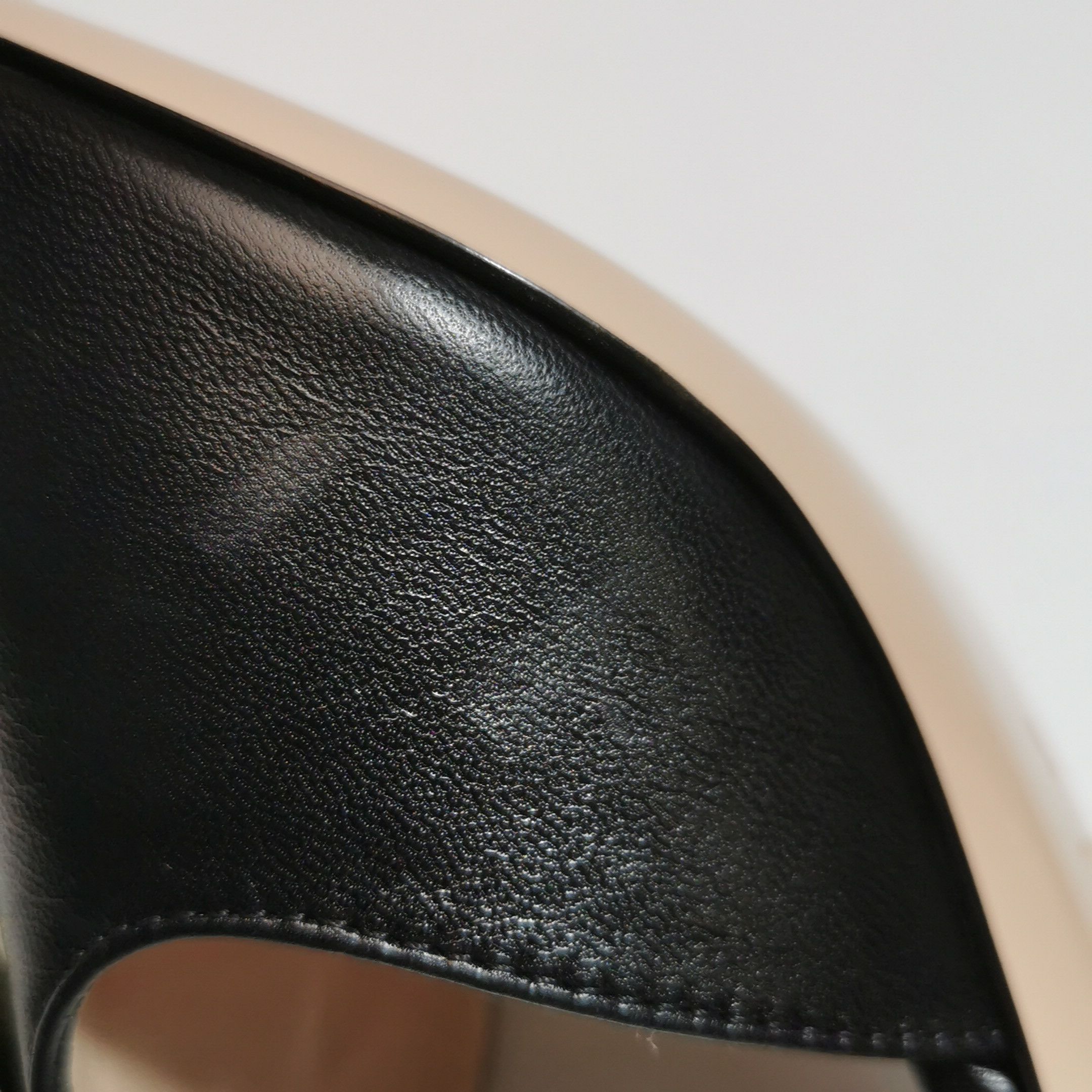 Gucci Gucci Women 6 Sandals Size US 6 / IT 36 - 7 Thumbnail