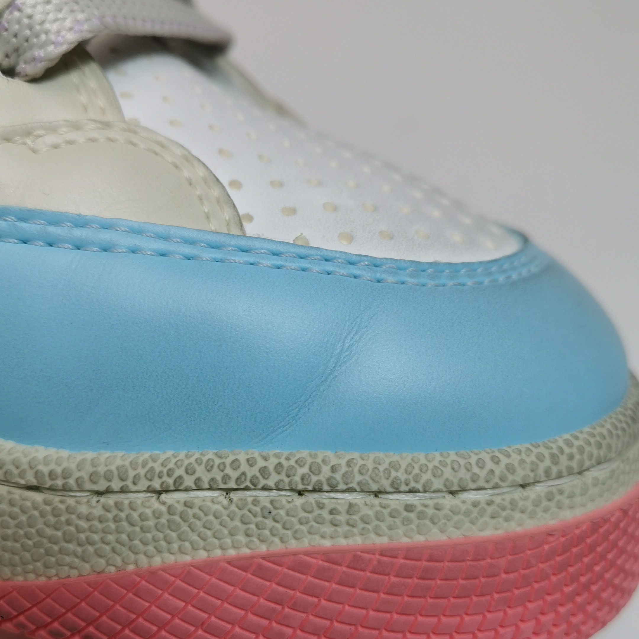 Gucci Gucci Women 8-5 Lowtop Sneakers Size US 8.5 / IT 38.5 - 9 Thumbnail