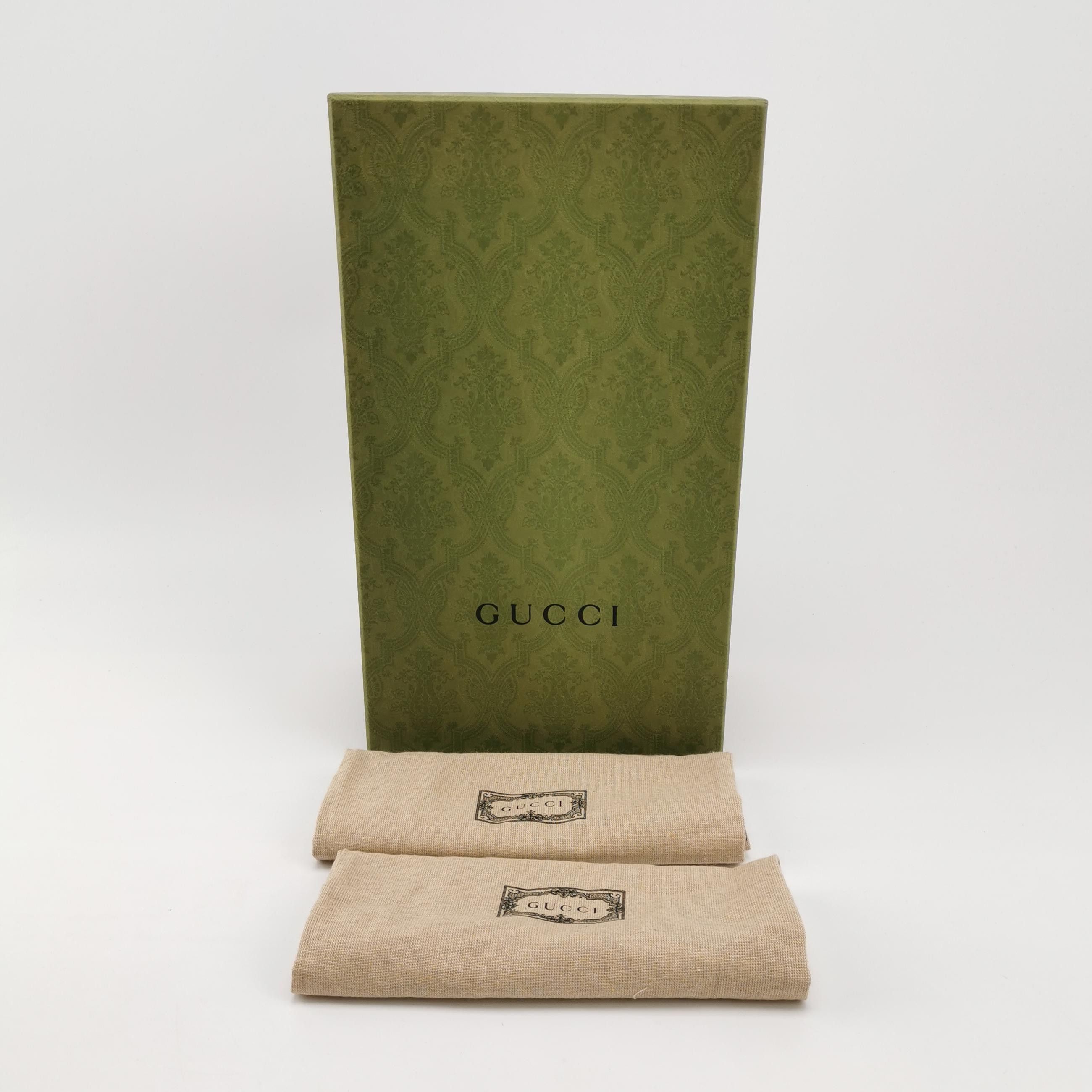 Gucci Gucci Women 7-5 Lowtop Sneakers Size US 7.5 / IT 37.5 - 6 Thumbnail