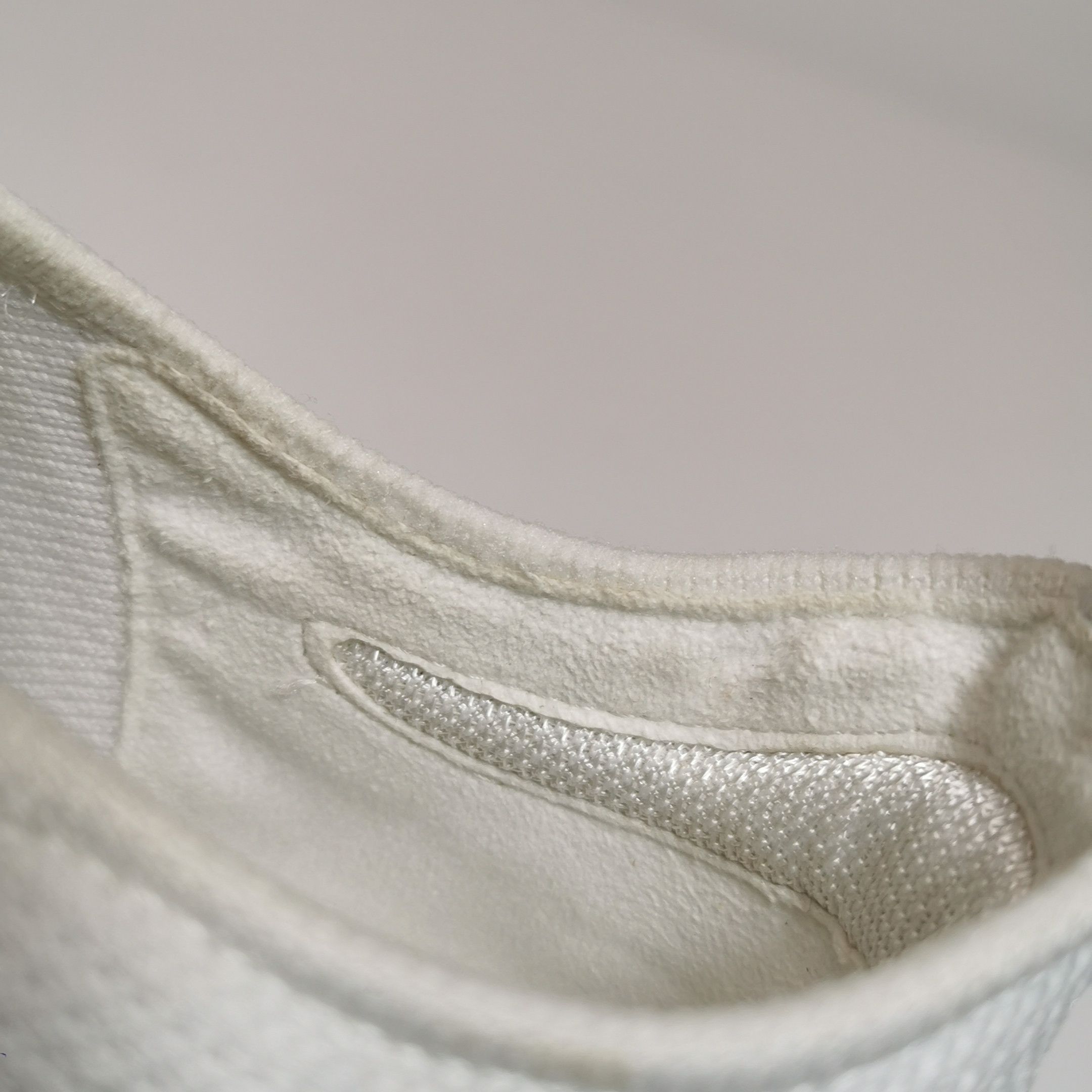 Gucci Gucci Women 8 Lowtop Sneakers Size US 8 / IT 38 - 10 Thumbnail