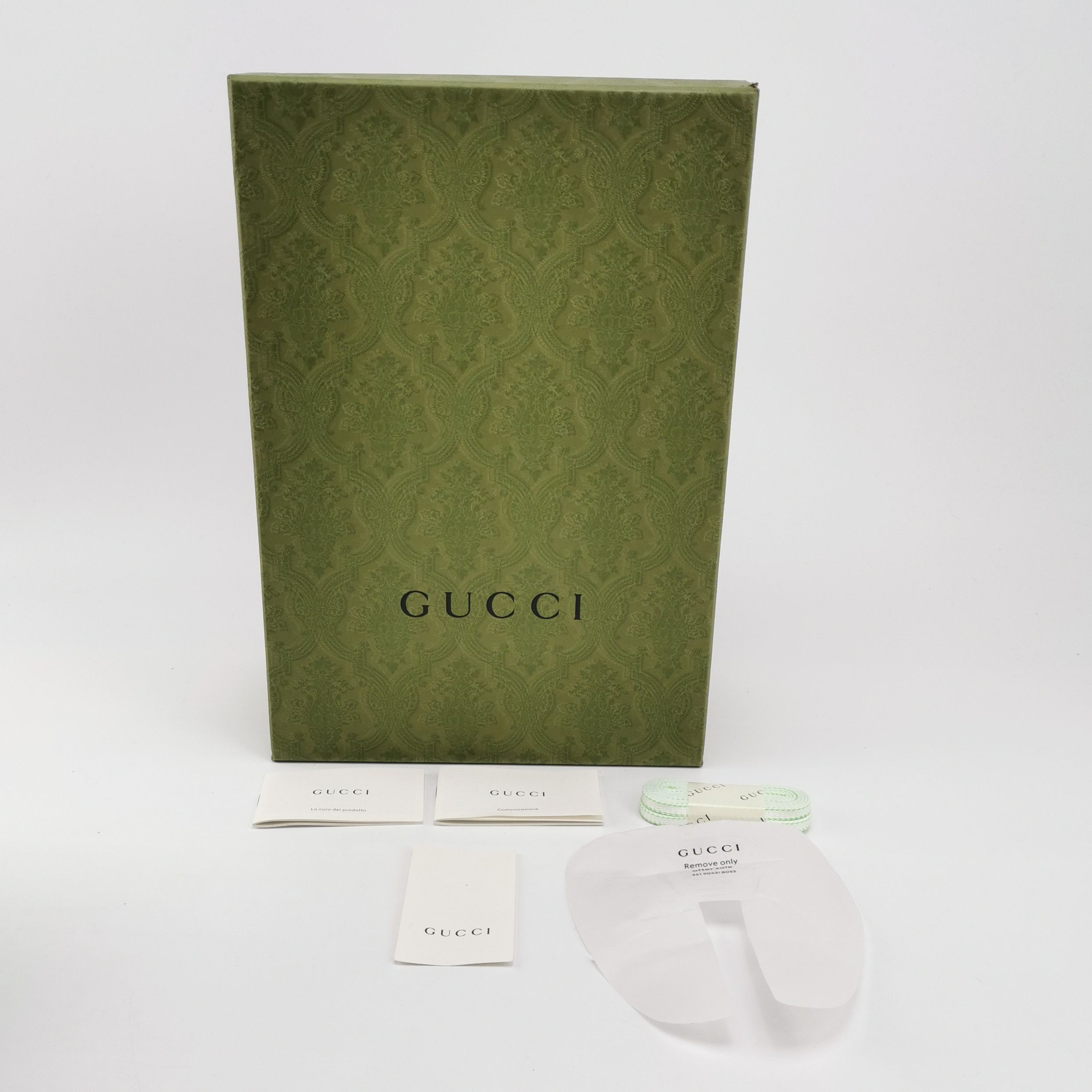 Gucci Gucci Women 7 Lowtop Sneakers Size US 7 / IT 37 - 6 Thumbnail