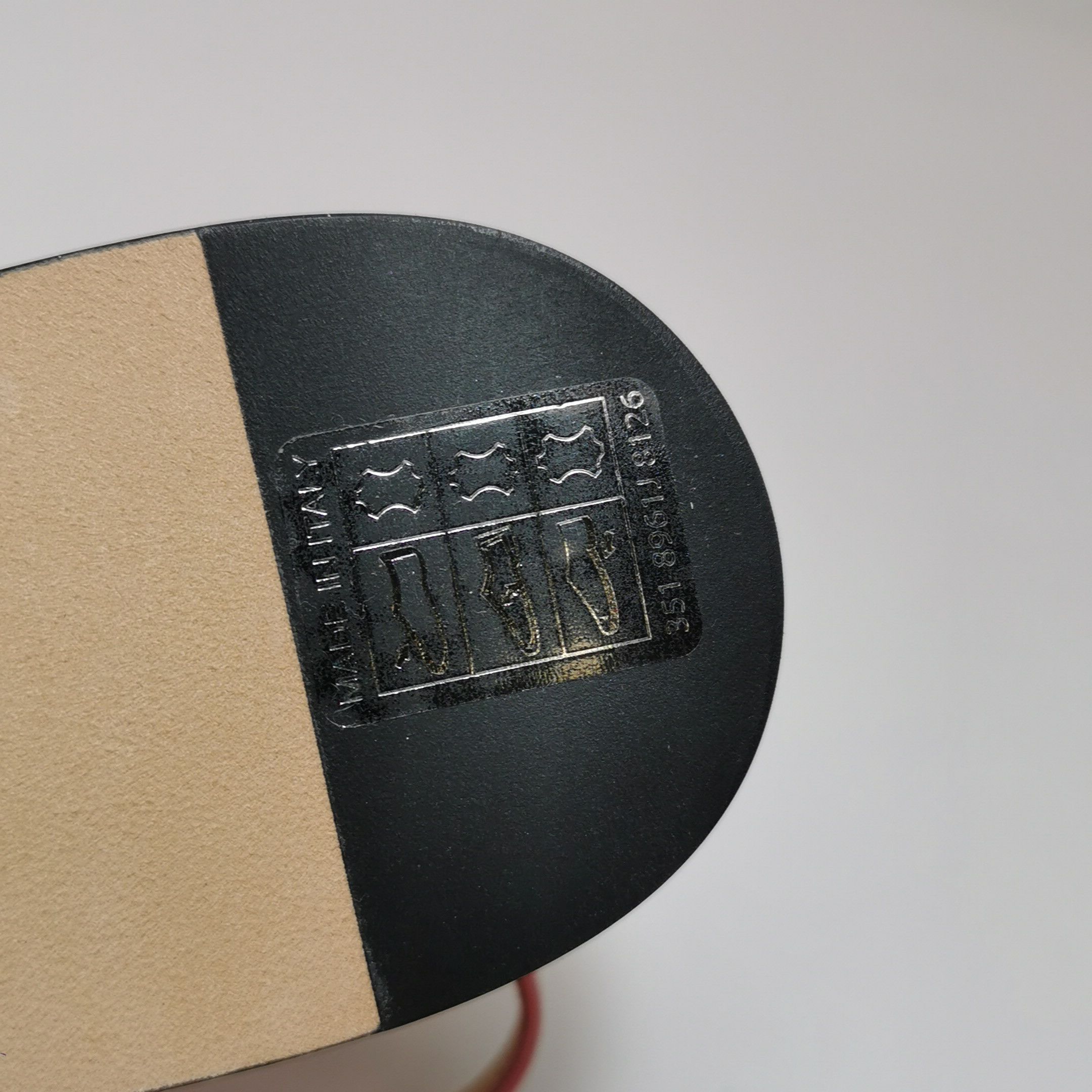 Gucci Gucci Women 8-5 Sandals Size US 8.5 / IT 38.5 - 8 Thumbnail