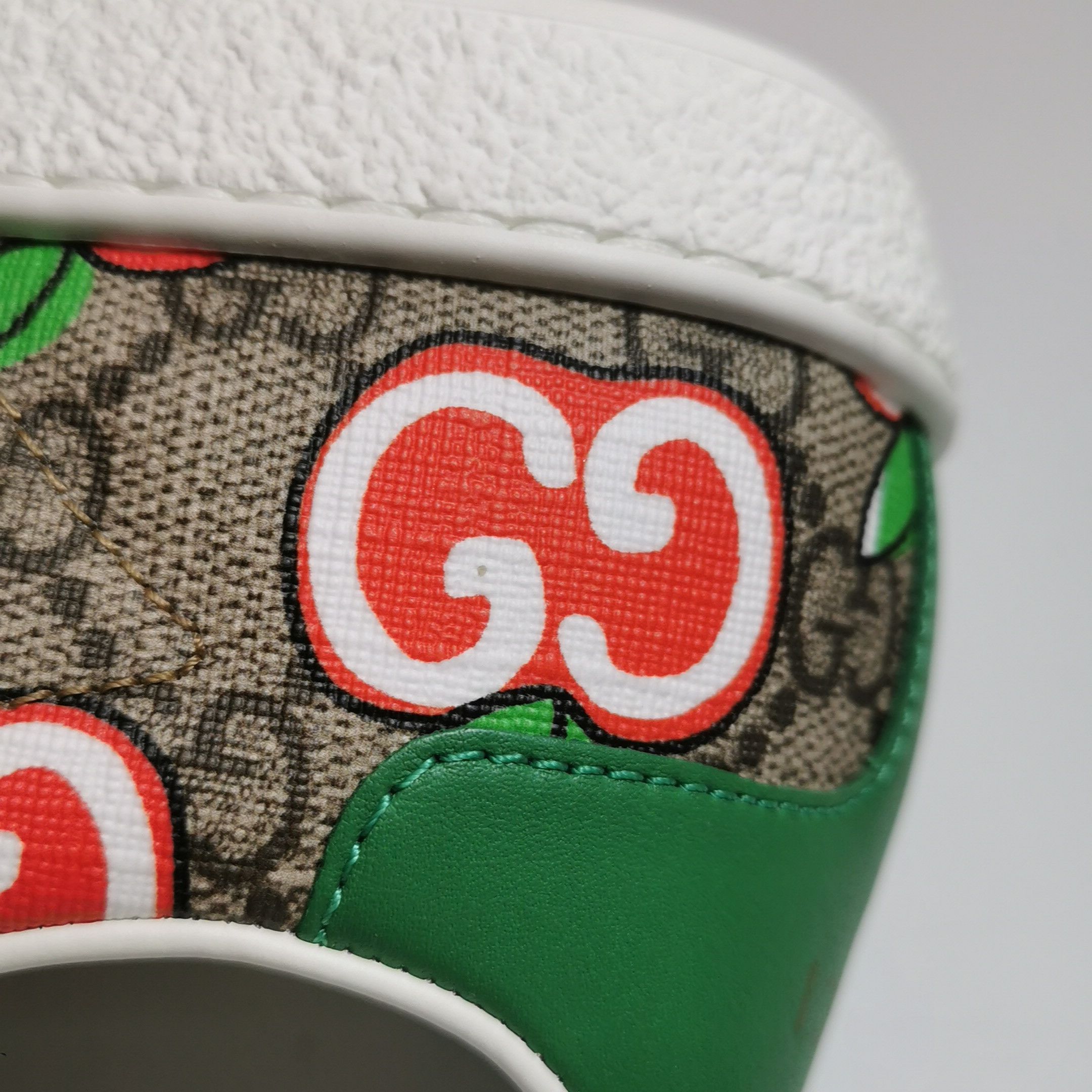 Gucci Gucci Women it_34 Lowtop Sneakers Size US 4 / IT 34 - 7 Thumbnail