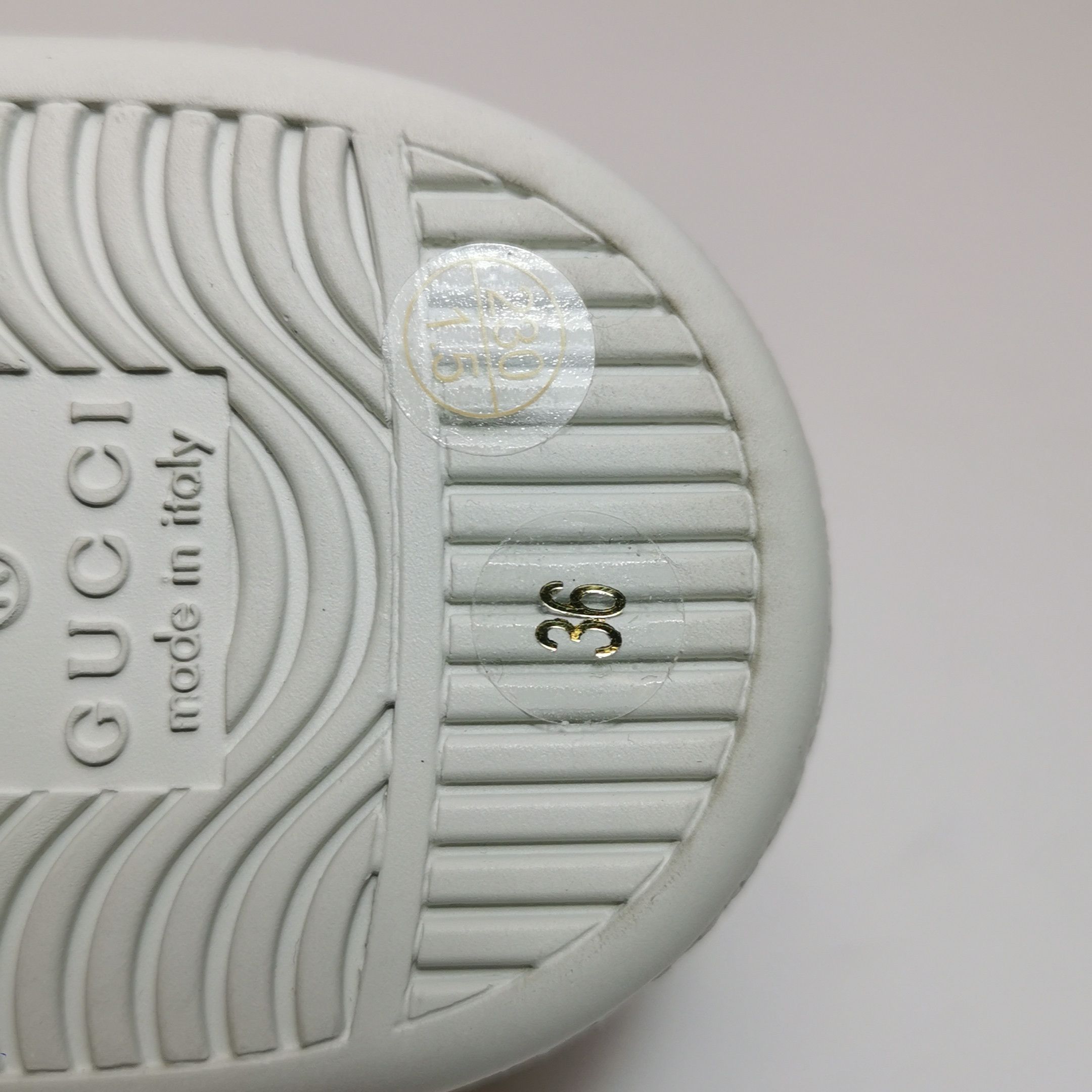 Gucci Gucci Women 6 Lowtop Sneakers Size US 6 / IT 36 - 8 Thumbnail