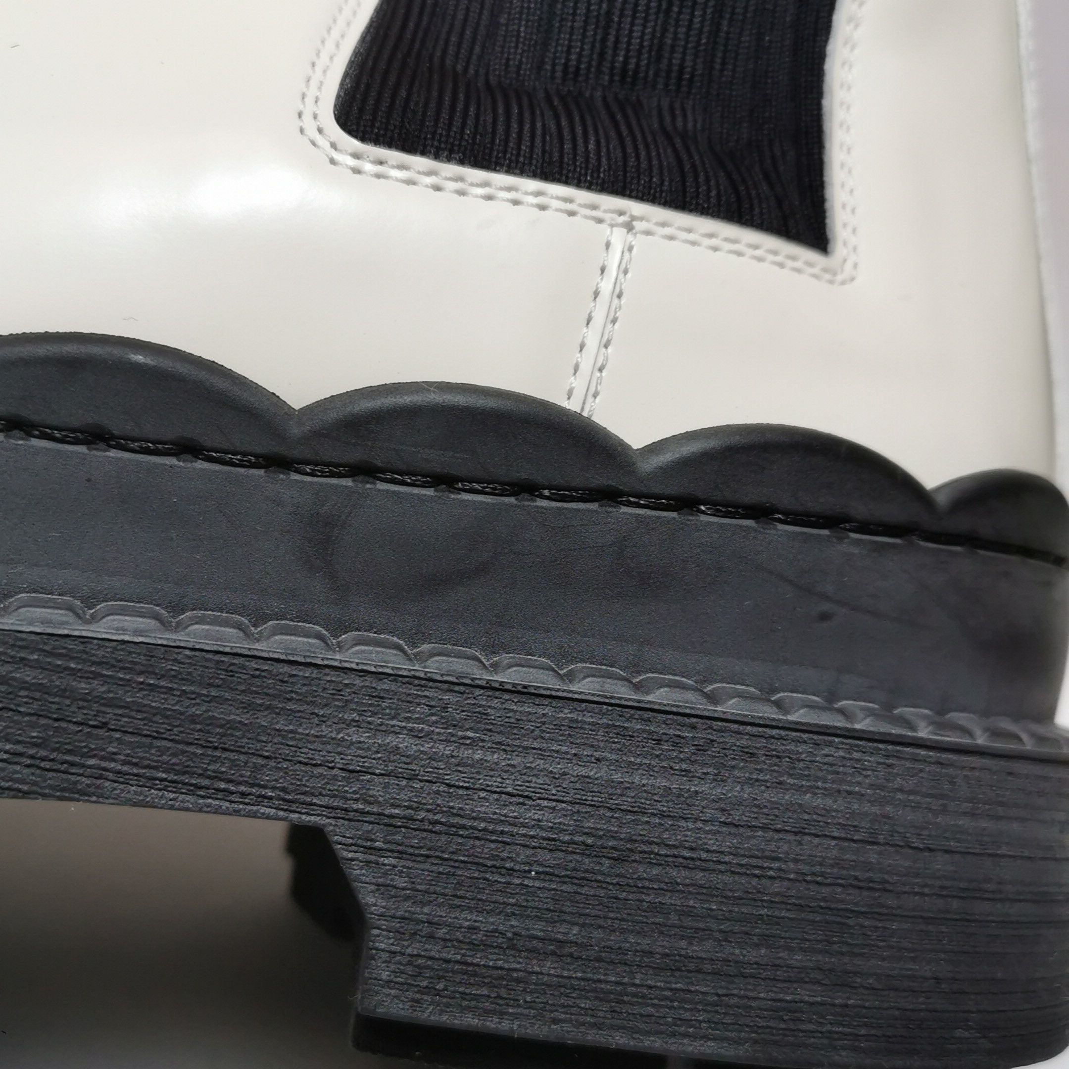 Gucci Gucci Women 10 Boots Size US 10 / IT 40 - 9 Thumbnail