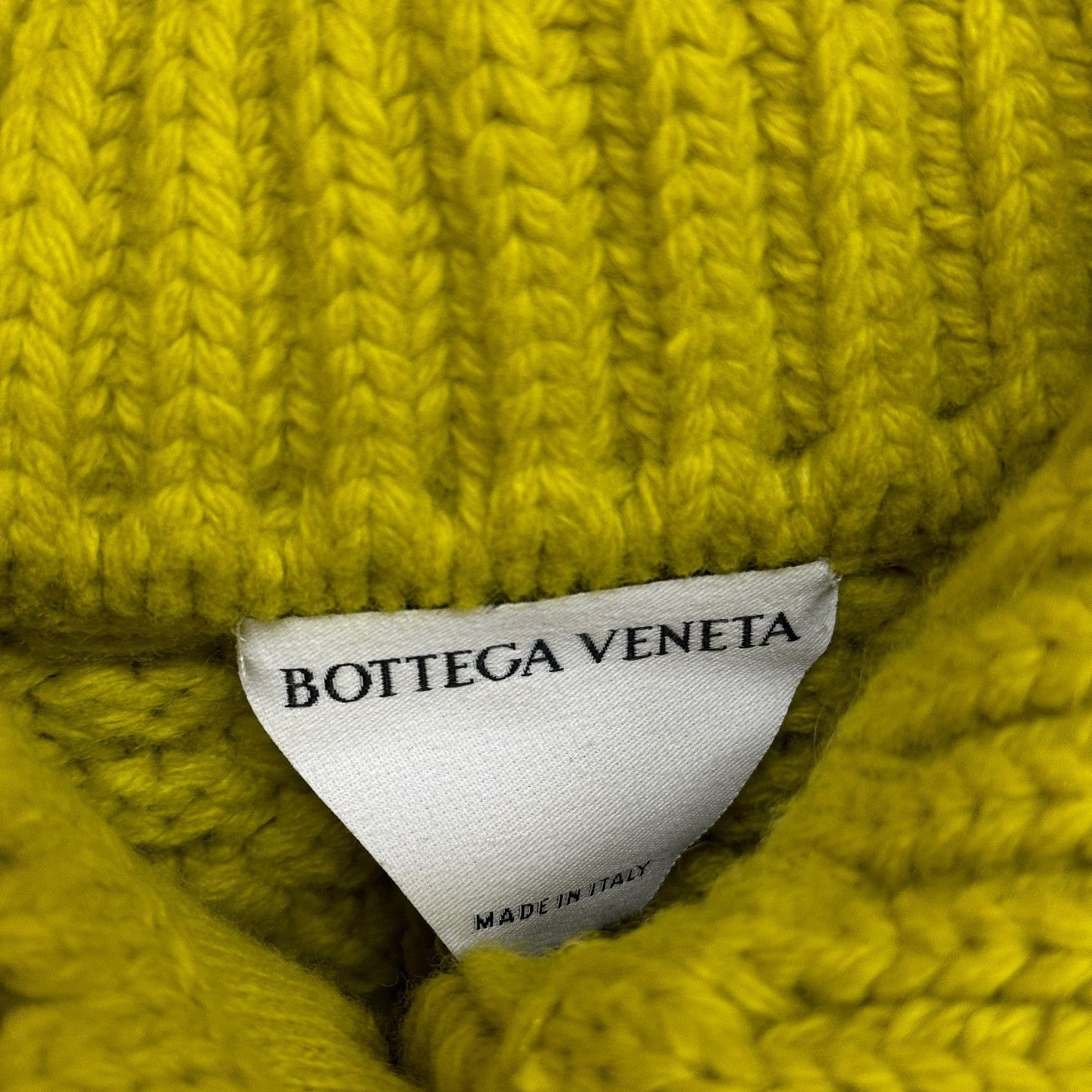 Bottega Veneta Bottega Veneta Textured Knit Cardigan Size XS Size XS / US 0-2 / IT 36-38 - 3 Thumbnail