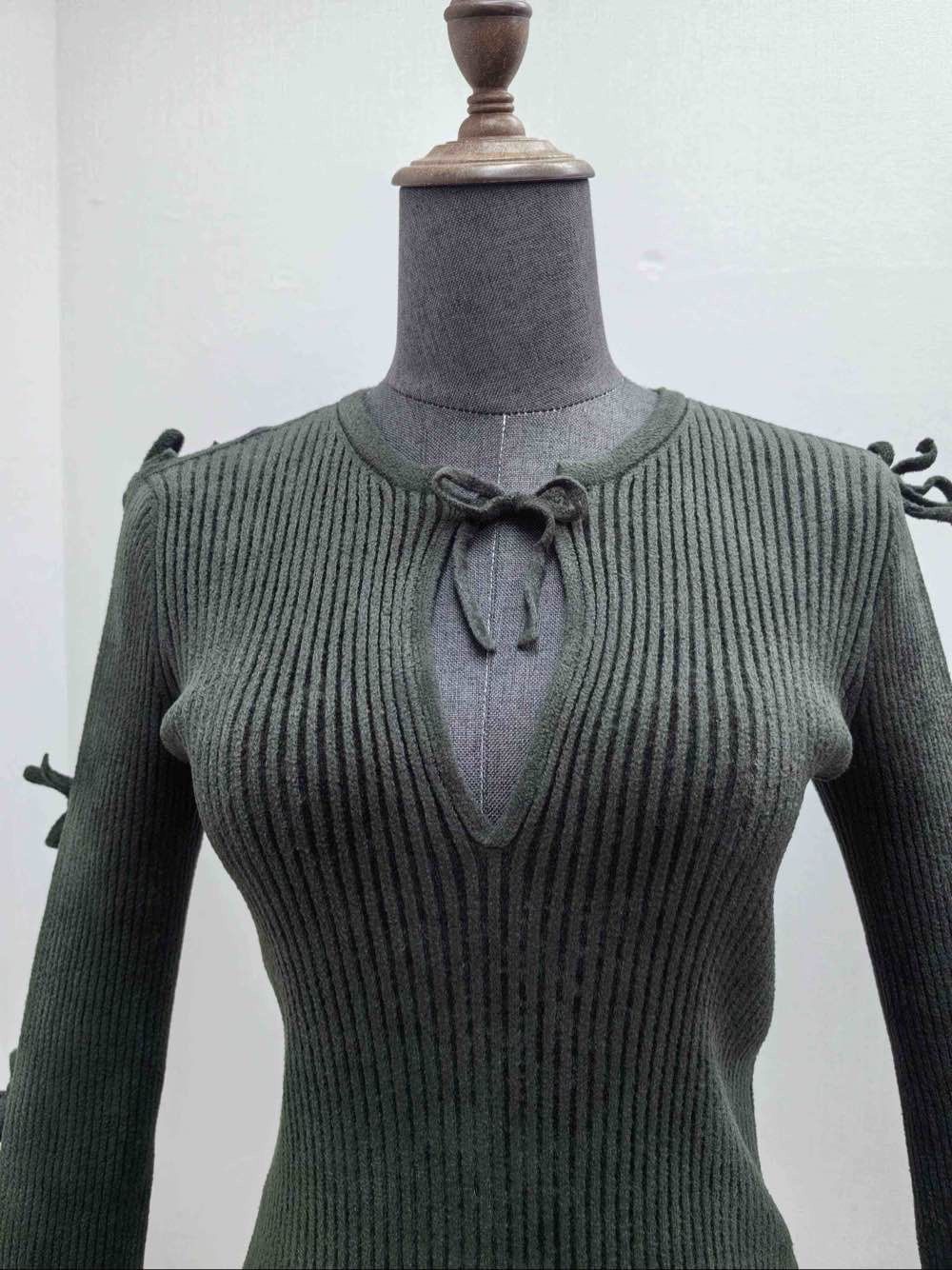 Bottega Veneta Bottega Veneta Lace-Up Ribbed Knit Sweater Size M Size M / US 6-8 / IT 42-44 - 5 Thumbnail