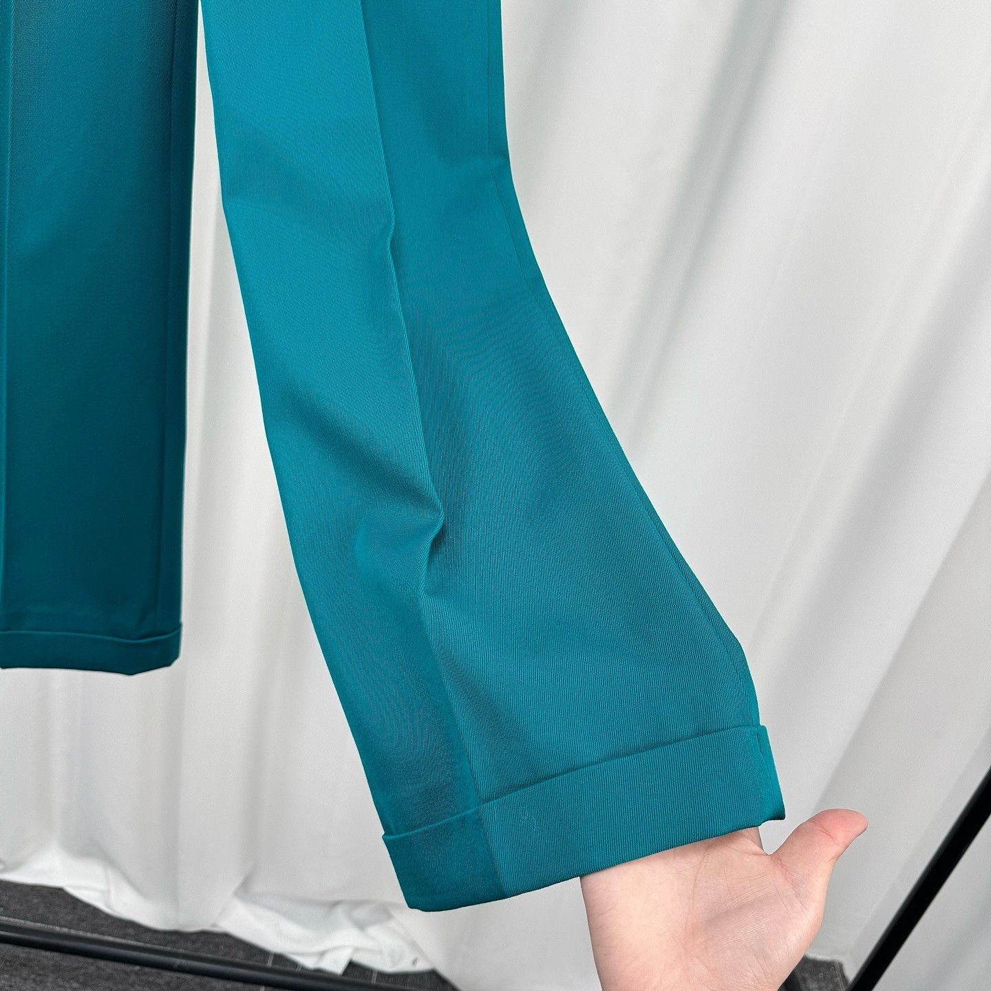 Bottega Veneta Bottega Veneta Green Wool Pants Size 36 Size 25" / US 0 / IT 36 - 7 Thumbnail