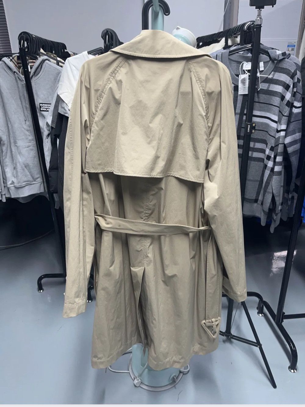 Bottega Veneta Bottega Veneta Beige Trench Coat Size 48 Size US M / EU 48-50 / 2 - 2 Thumbnail