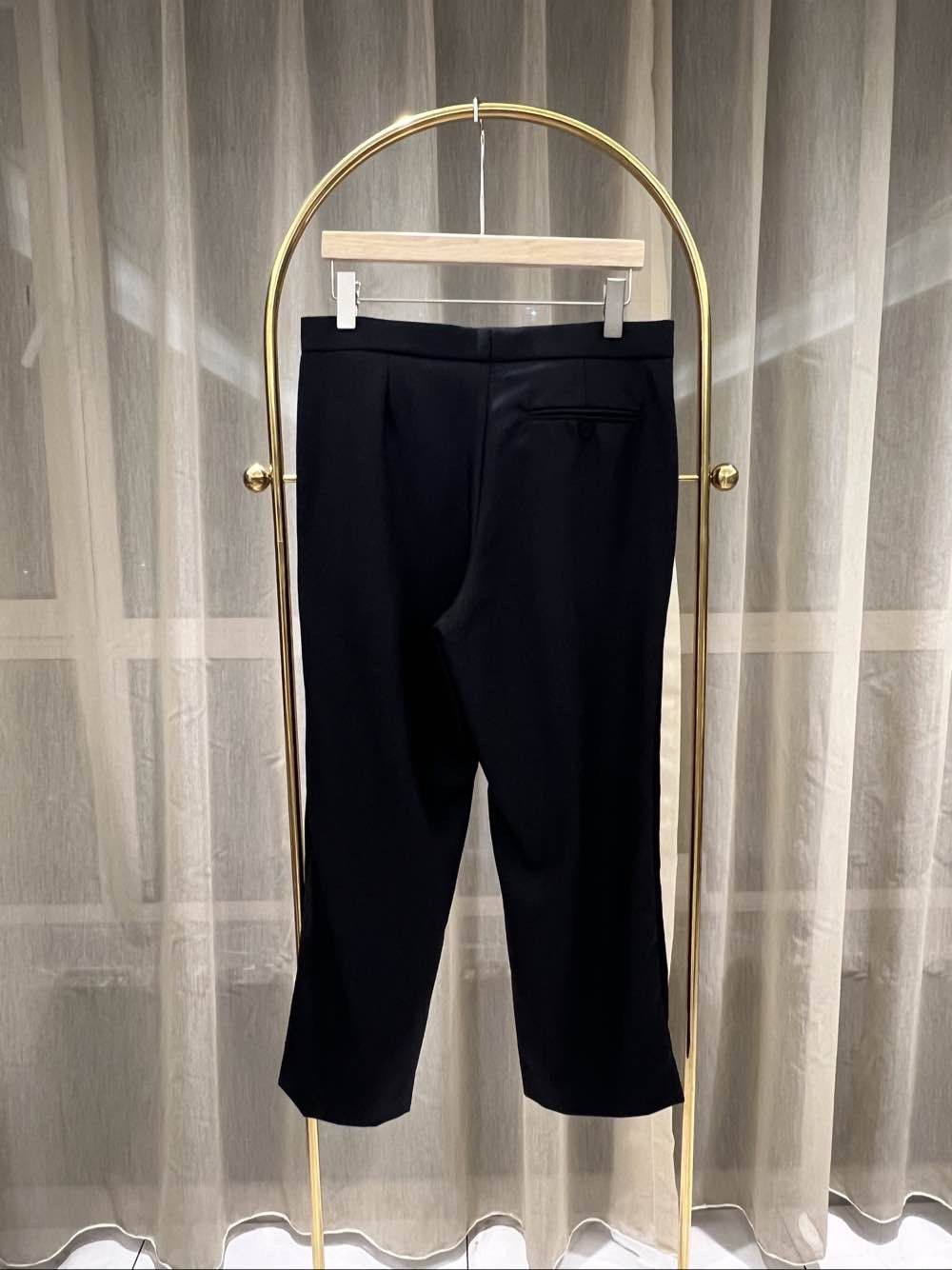 Bottega Veneta Bottega Veneta Black Casual Pants US 26 Size US 26 / EU 42 - 2 Thumbnail