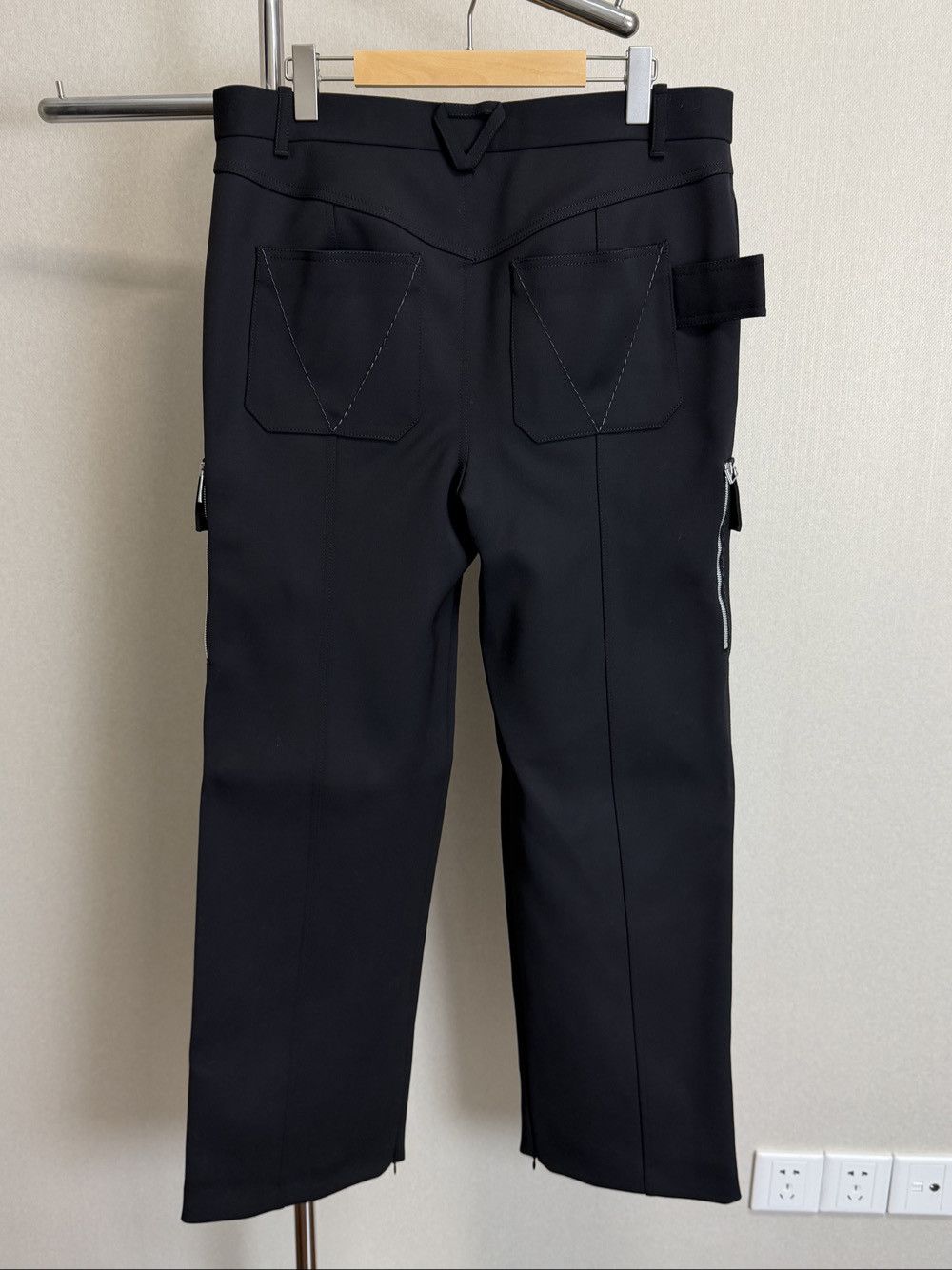 Bottega Veneta Bottega Veneta Wool Blend Cargo Pants Size 52 Size US 36 / EU 52 - 2 Thumbnail