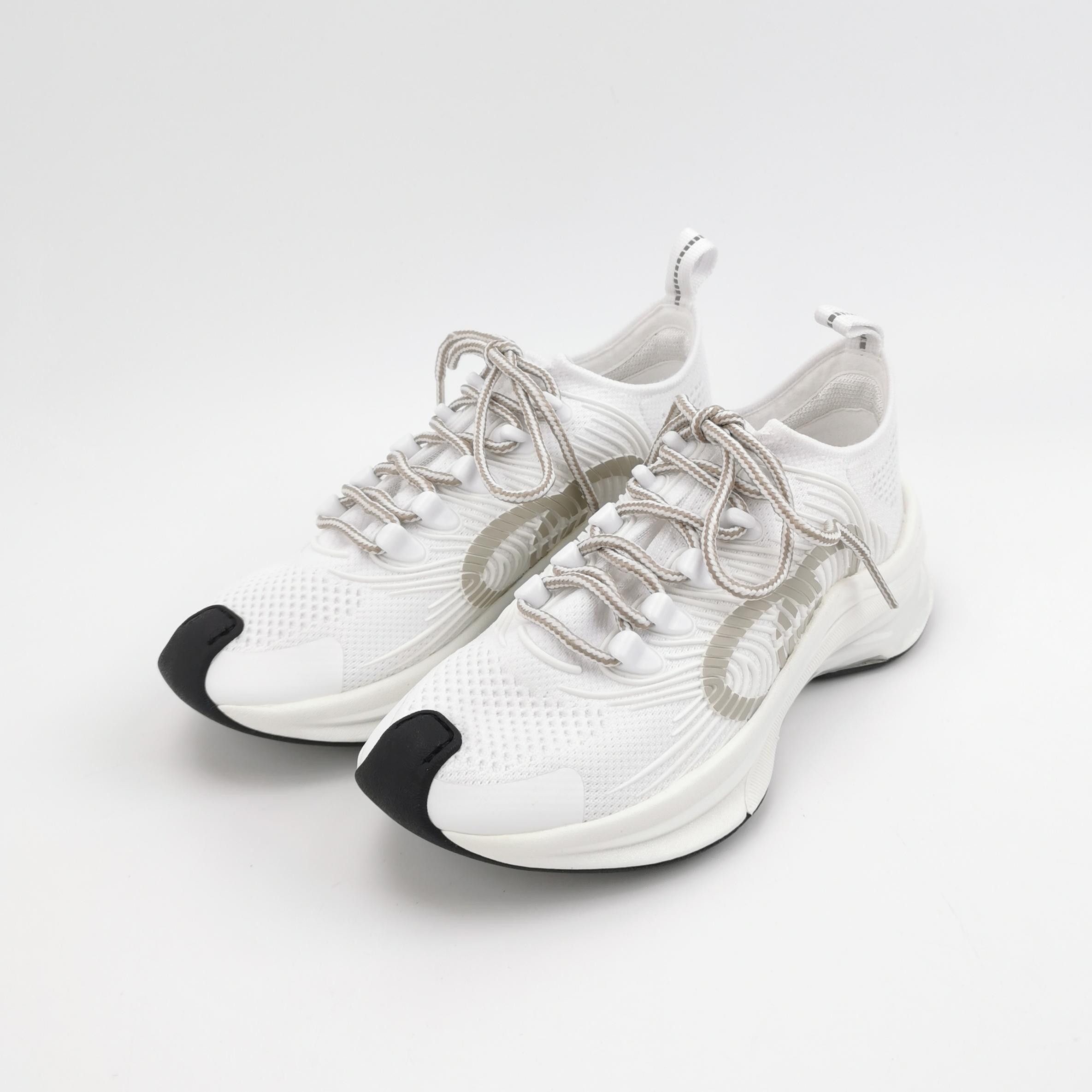 Gucci Gucci Women it_34 Lowtop Sneakers Size US 4 / IT 34 - 2 Thumbnail