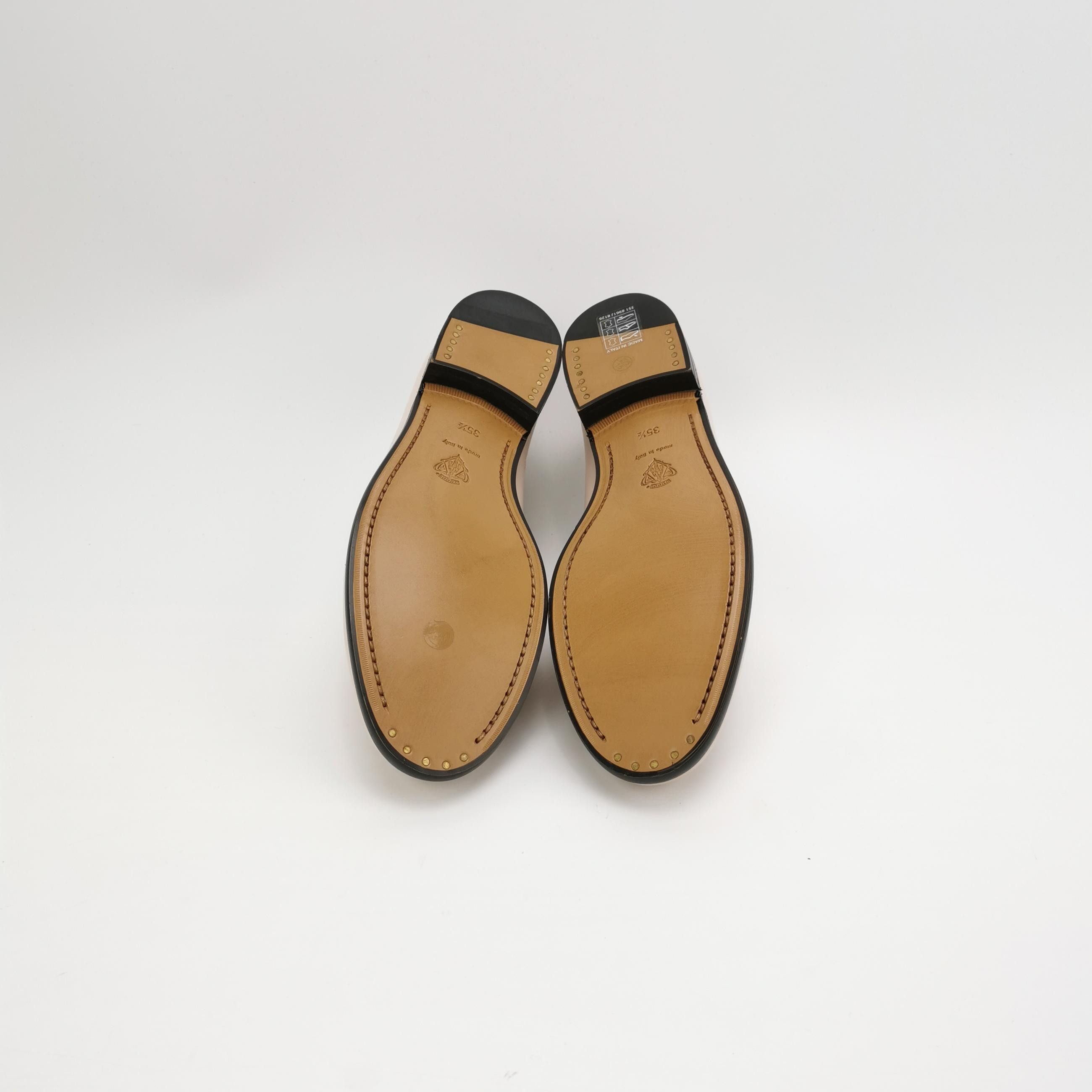 Gucci Gucci Women 5-5 Flats Size US 5.5 / IT 35.5 - 5 Thumbnail