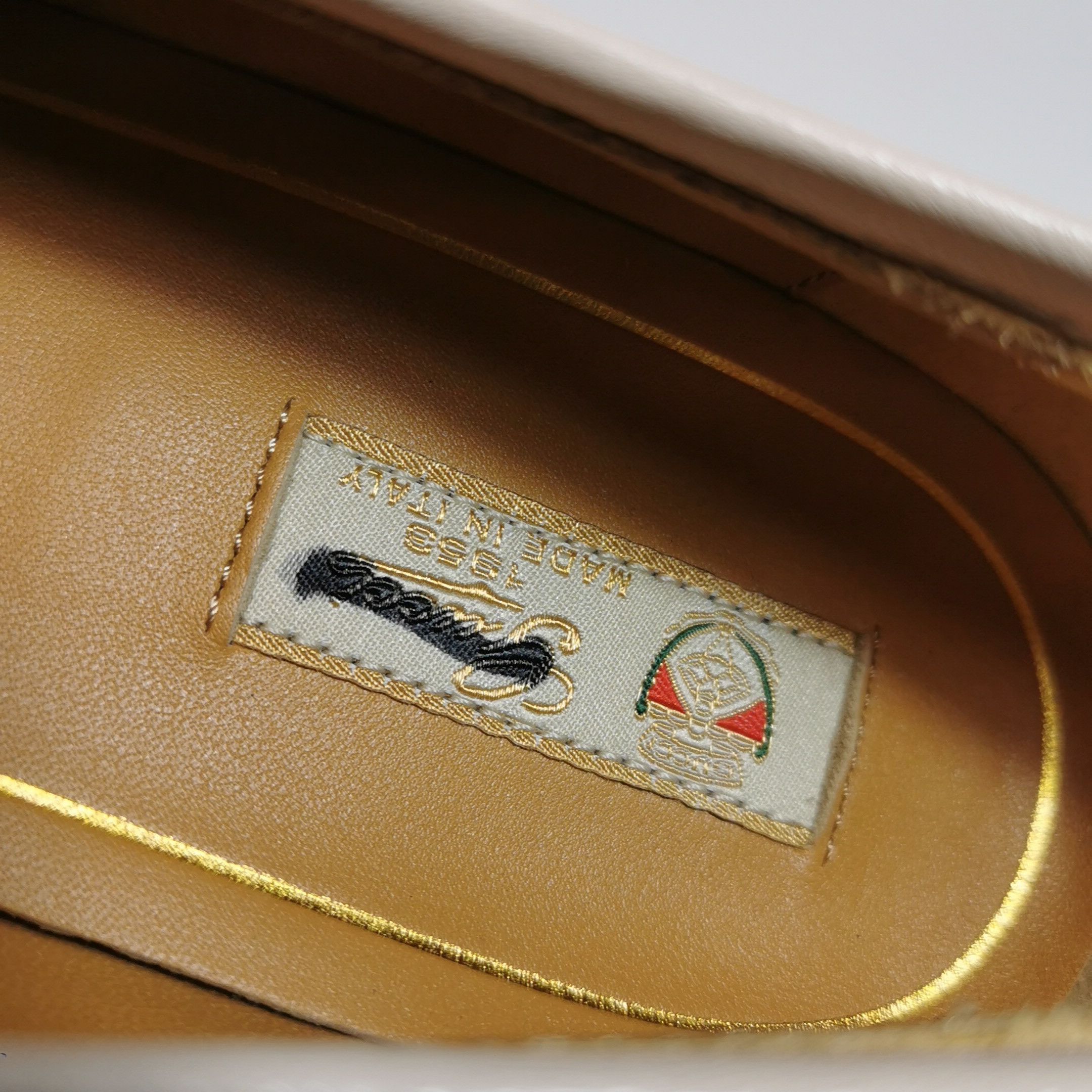 Gucci Gucci Women 5-5 Flats Size US 5.5 / IT 35.5 - 13 Thumbnail