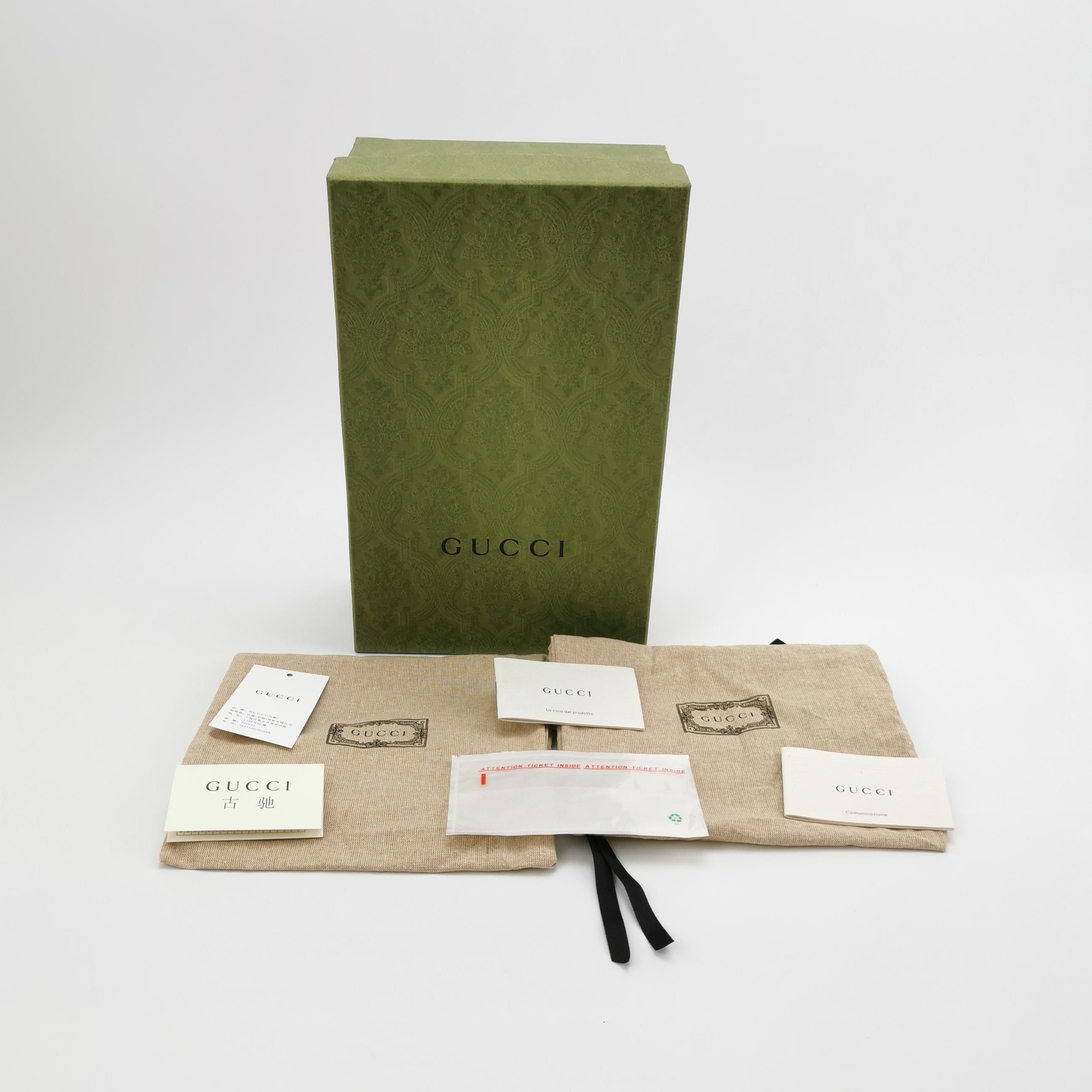 Gucci Gucci Women 5-5 Flats Size US 5.5 / IT 35.5 - 6 Thumbnail