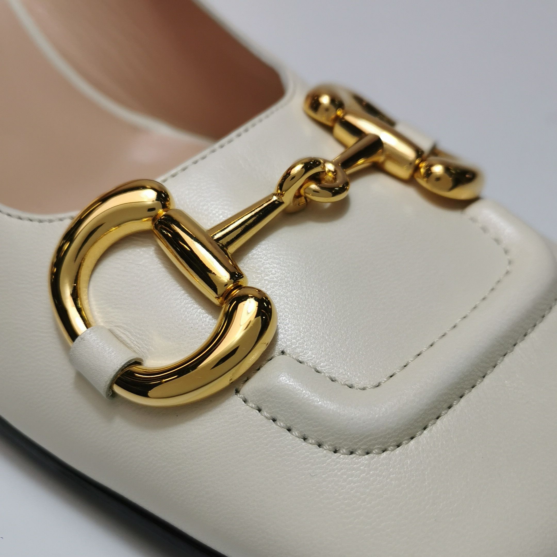 Gucci Gucci Women 10 Heels Size US 10 / IT 40 - 13 Thumbnail