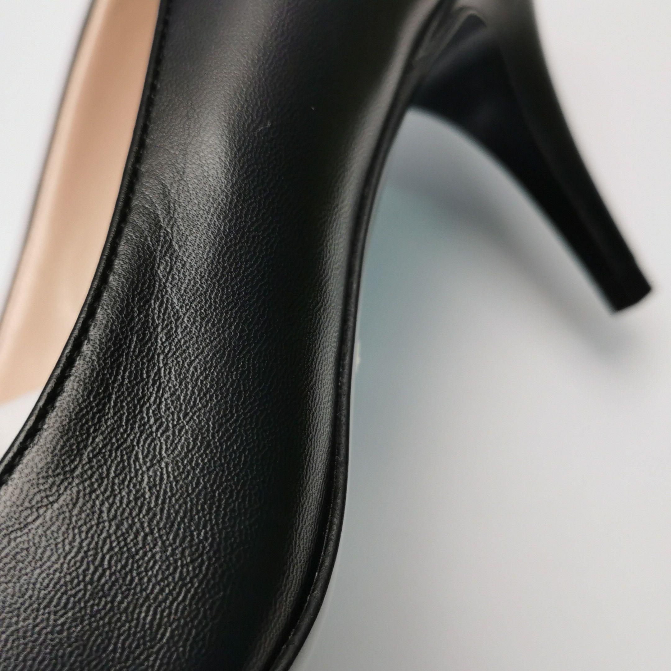 Gucci Gucci Women 6-5 Heels Size US 6.5 / IT 36.5 - 11 Thumbnail