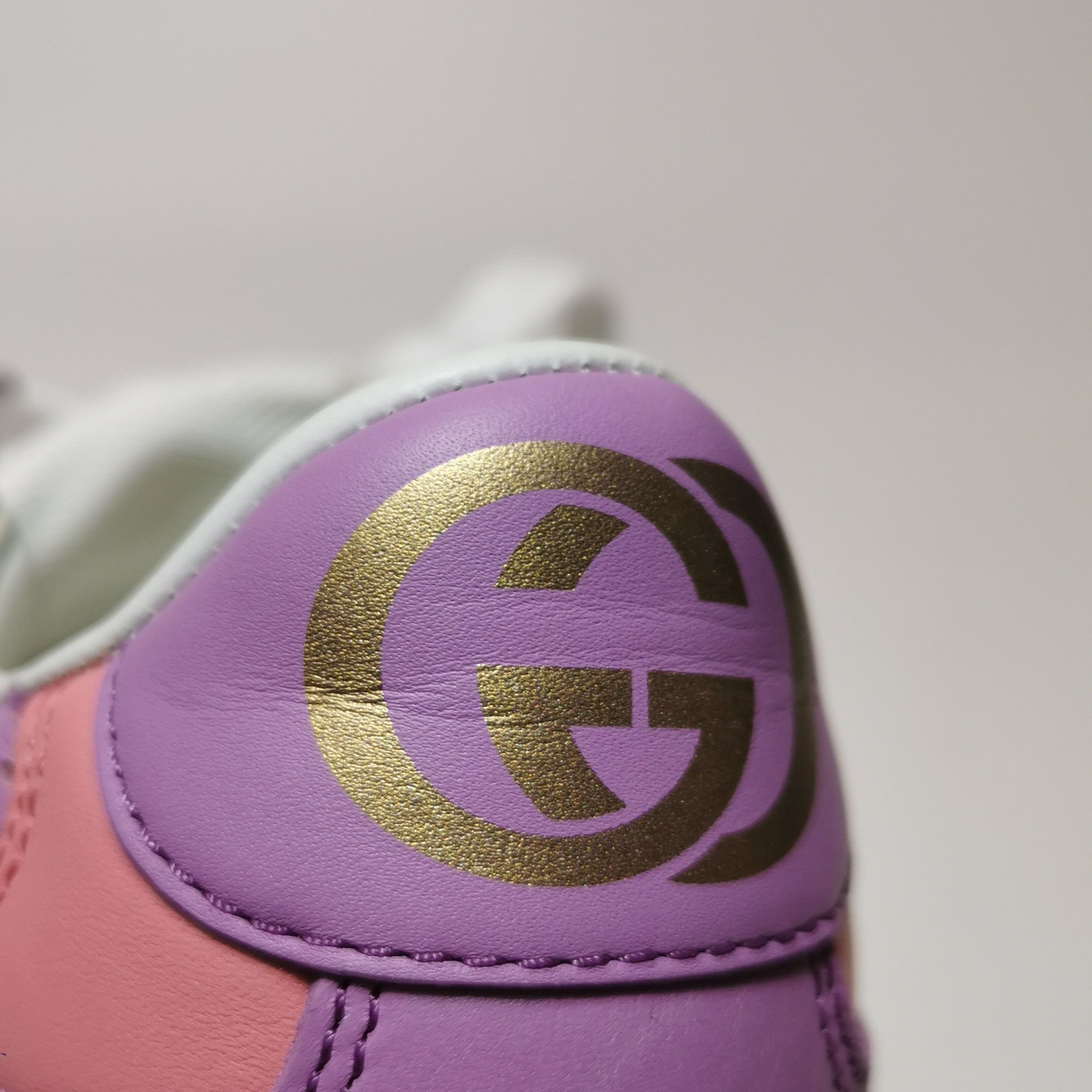 Gucci Gucci Women 5 Lowtop Sneakers Size US 5 / IT 35 - 7 Thumbnail