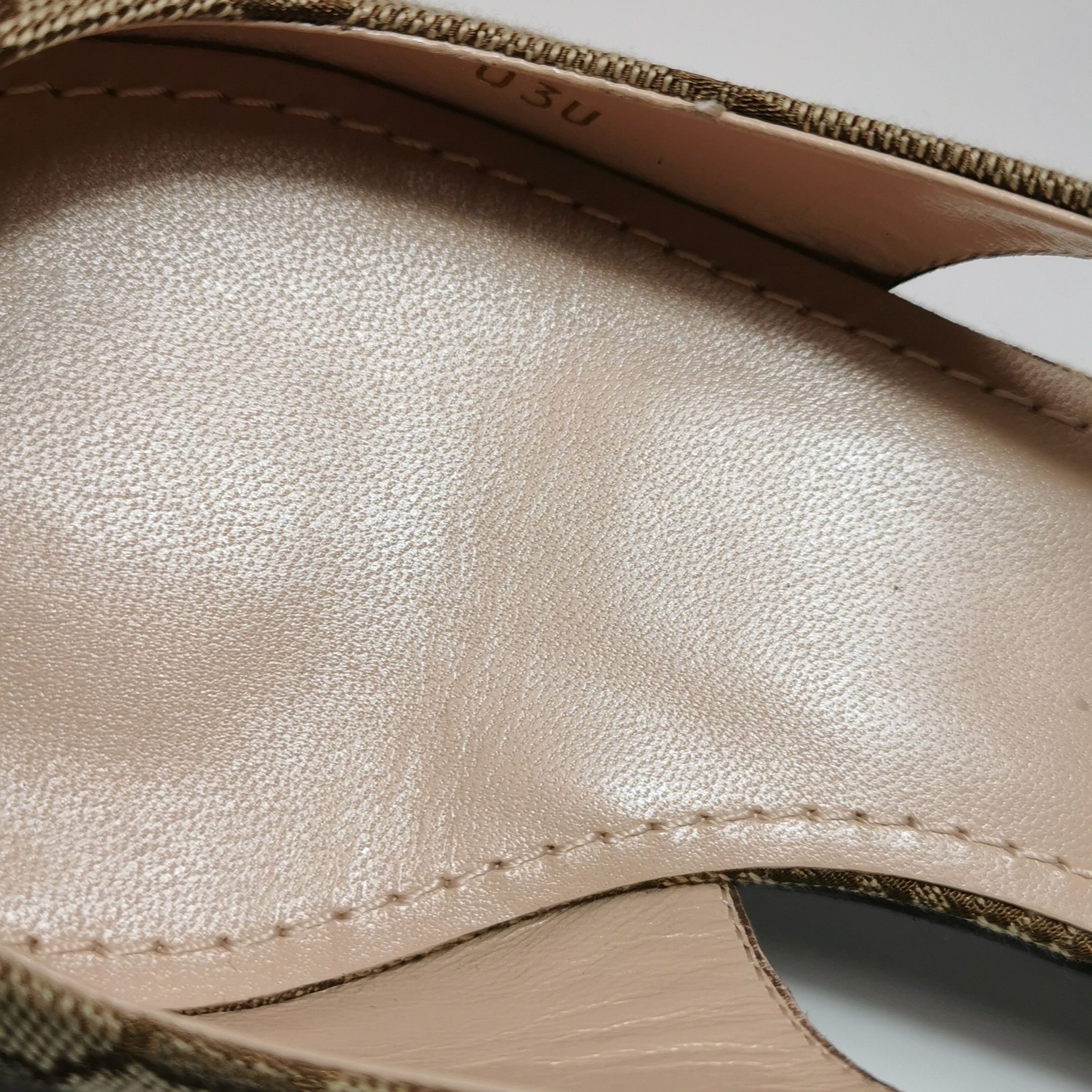 Gucci Gucci Women 5 Flats Size US 5 / IT 35 - 12 Thumbnail