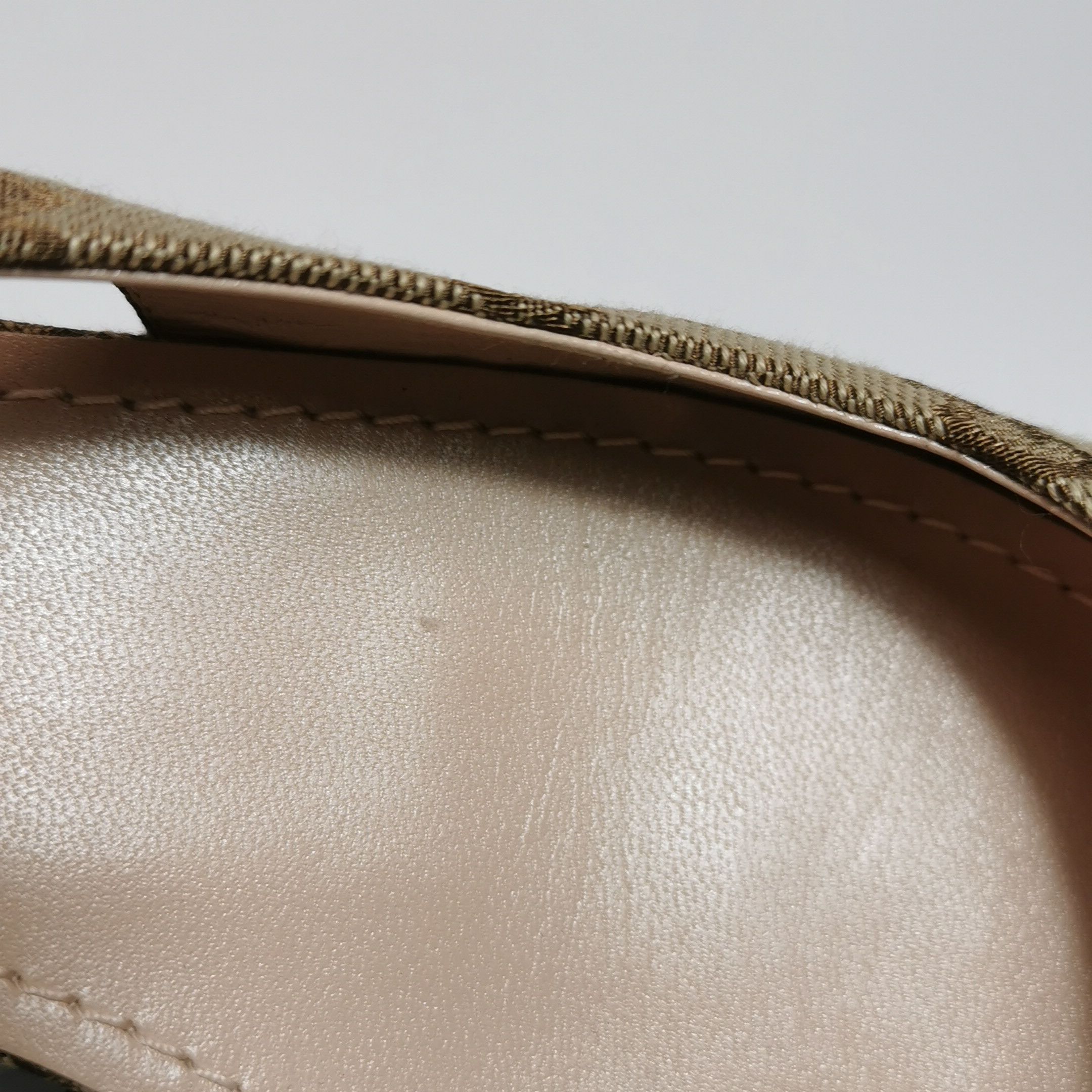 Gucci Gucci Women 5 Flats Size US 5 / IT 35 - 10 Thumbnail