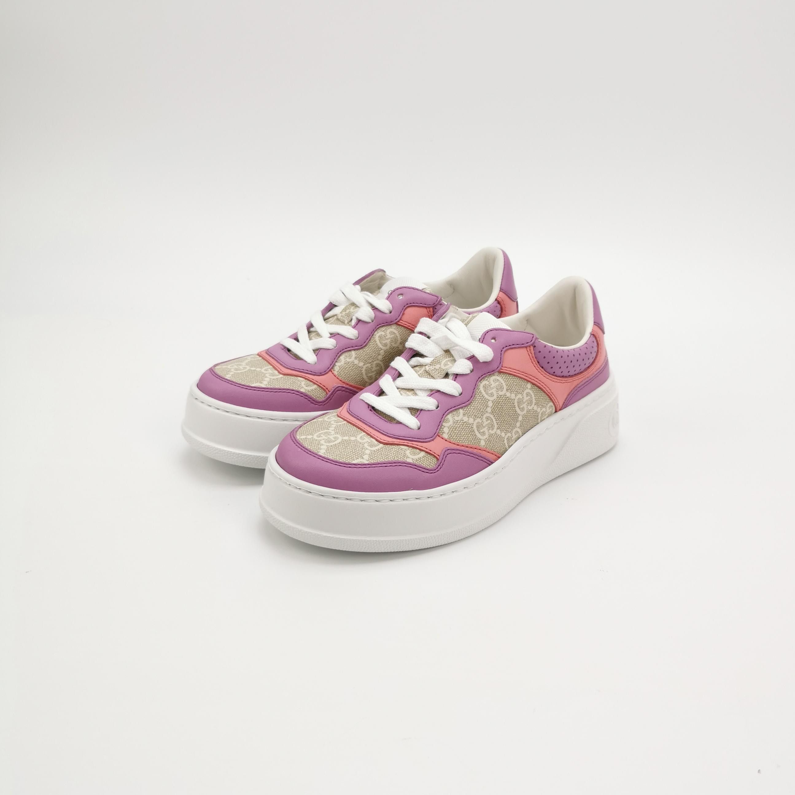 Gucci Gucci Women 5 Lowtop Sneakers Size US 5 / IT 35 - 2 Thumbnail