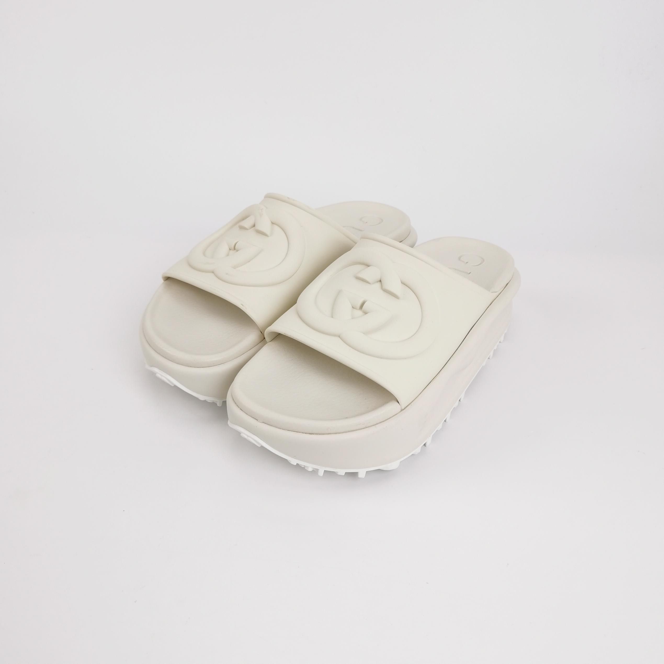 Gucci Gucci Women 6 Sandals Size US 6 / IT 36 - 2 Thumbnail